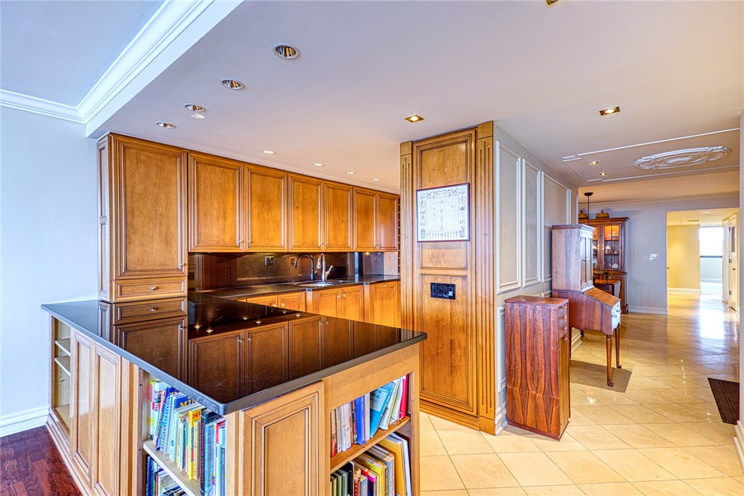 1 Trimont Lane 540C