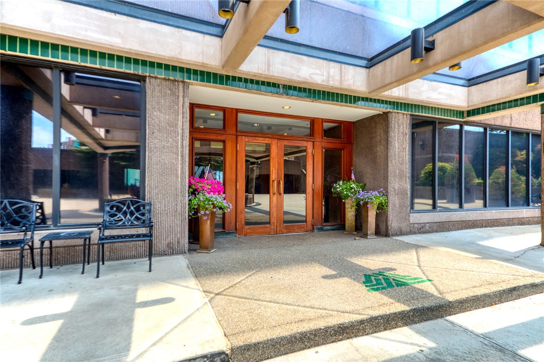 1 Trimont Lane 540C