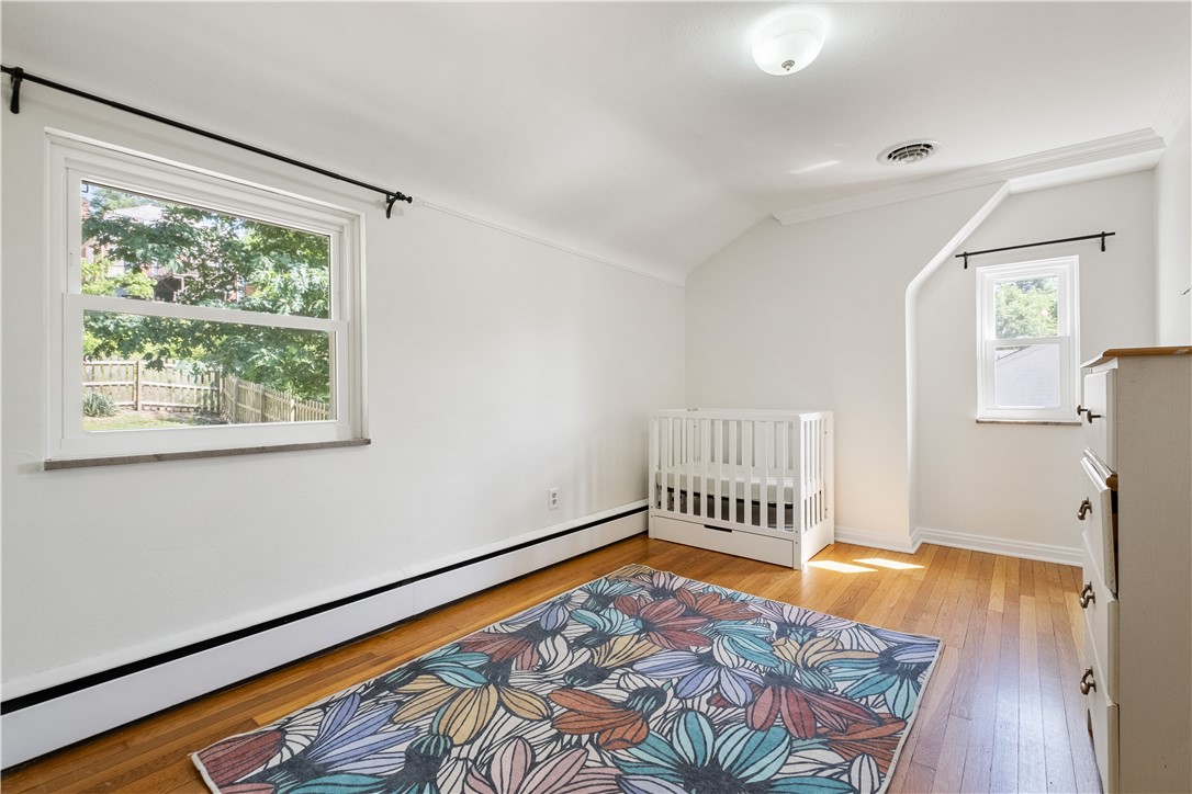 81 Seneca Dr