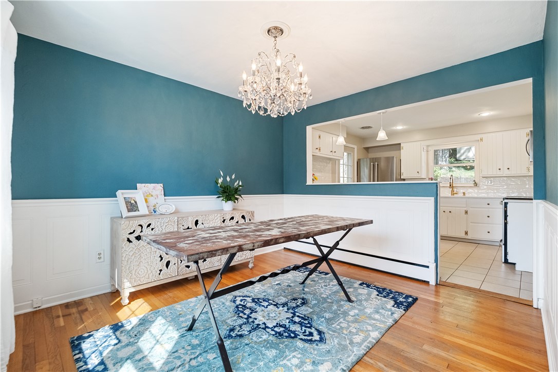 81 Seneca Dr