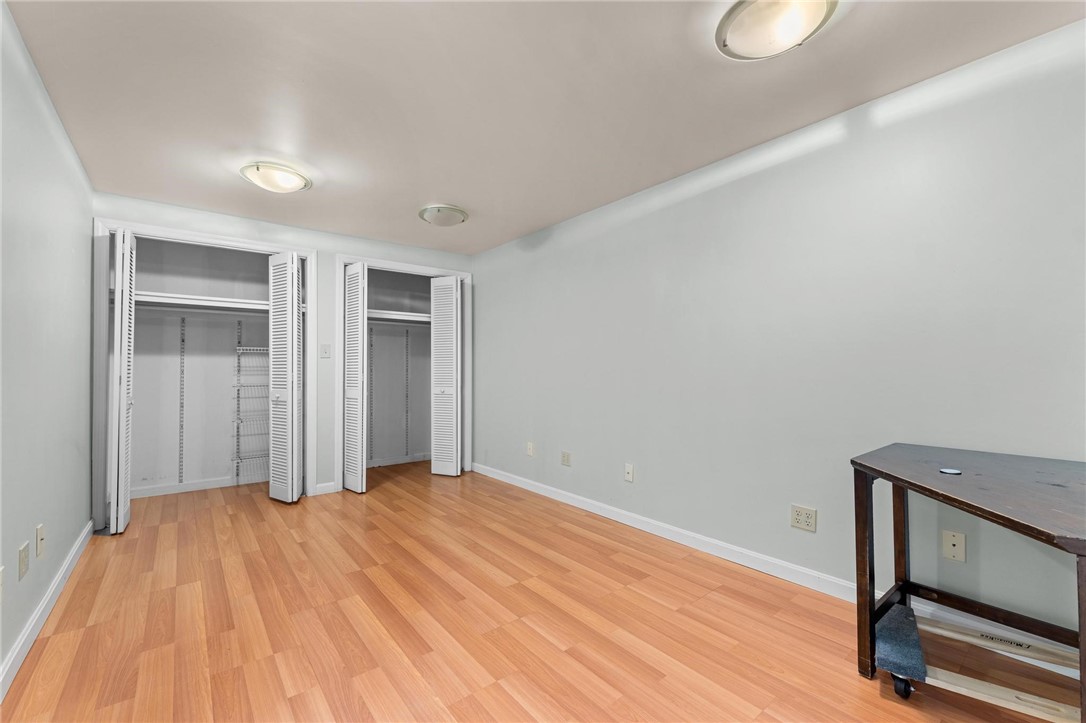 805 N Meadowcroft Ave