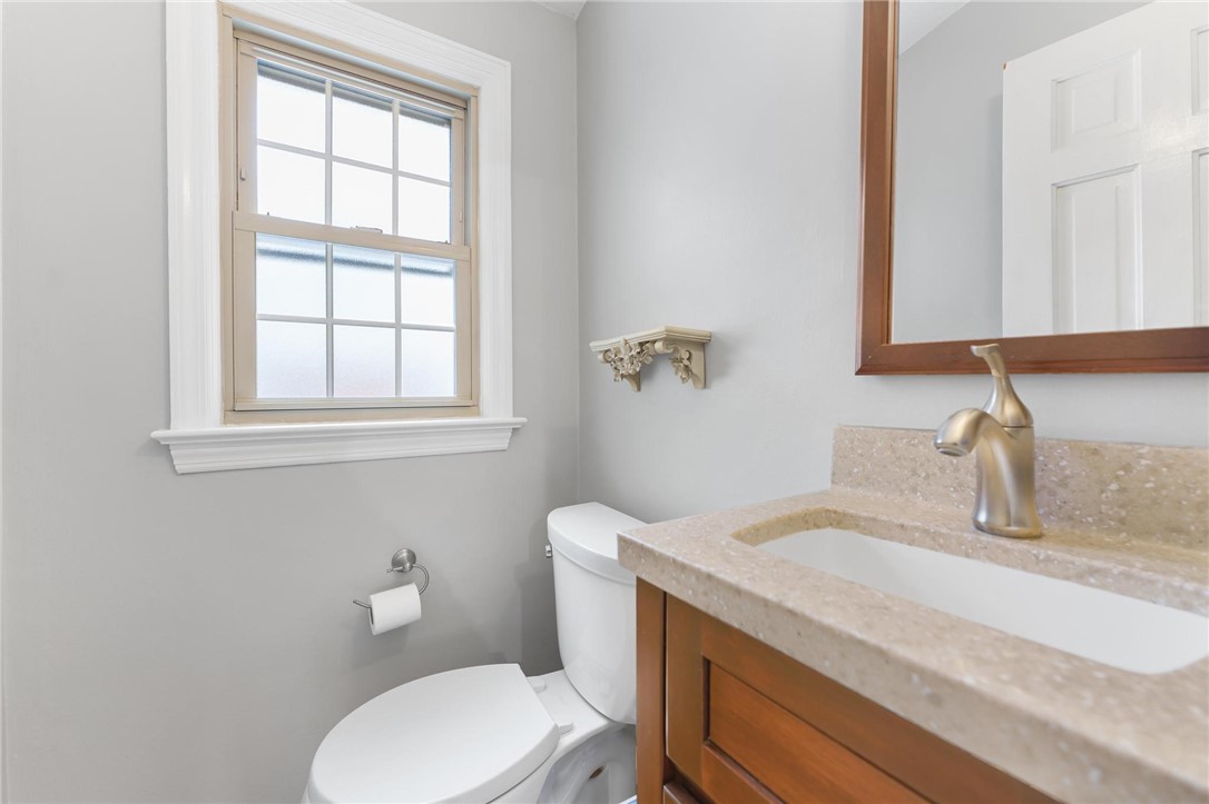 805 N Meadowcroft Ave