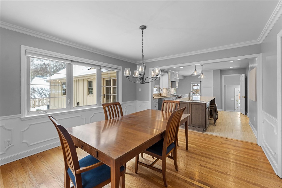 805 N Meadowcroft Ave