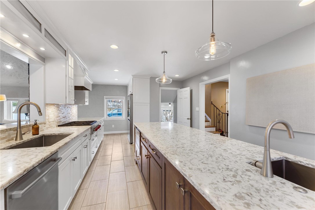 805 N Meadowcroft Ave