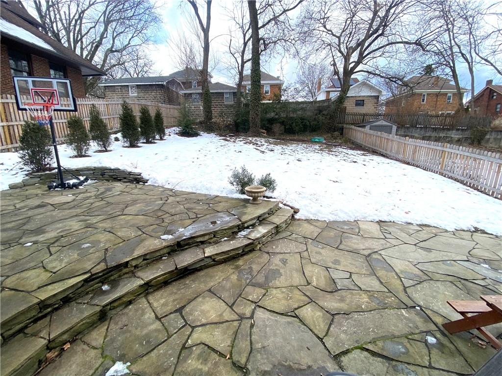 244 Arden Rd