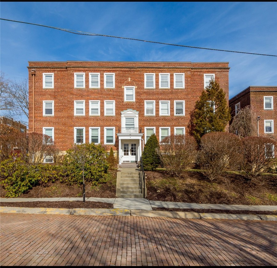 101 Lawncroft Avenue A7