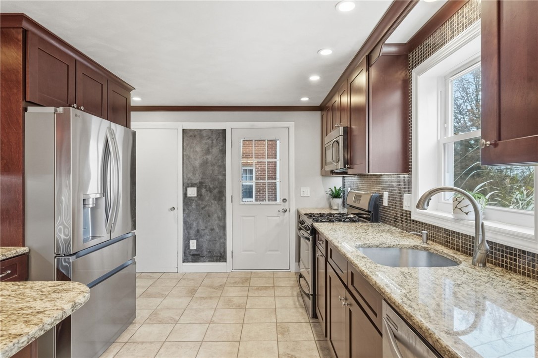 317 Old Farm Rd