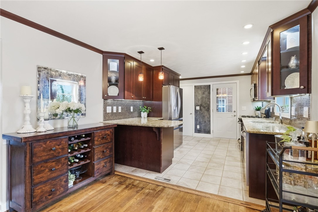 317 Old Farm Rd