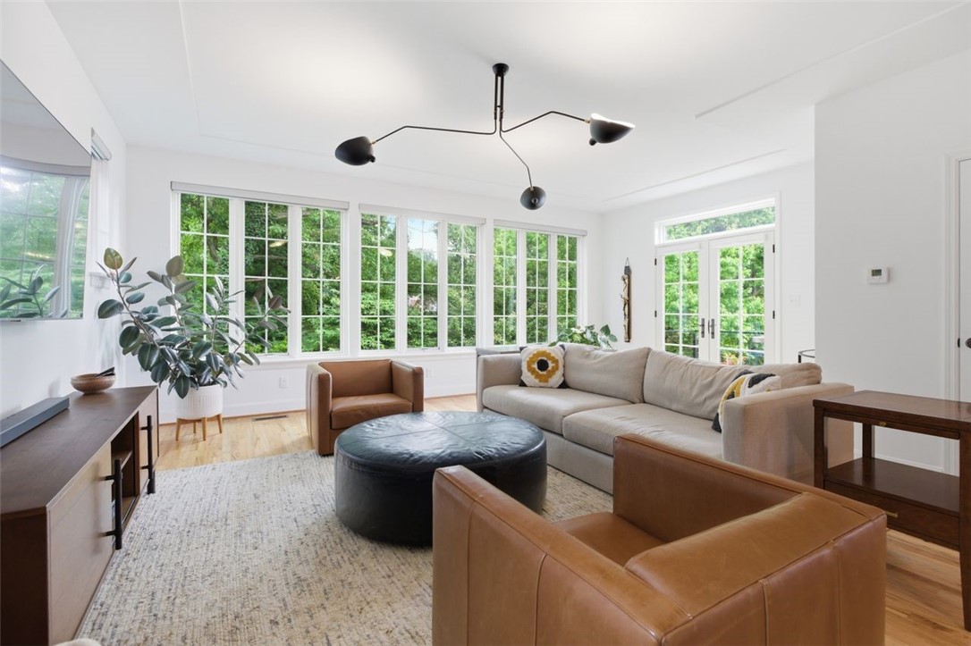257 Shadowlawn Ave.
