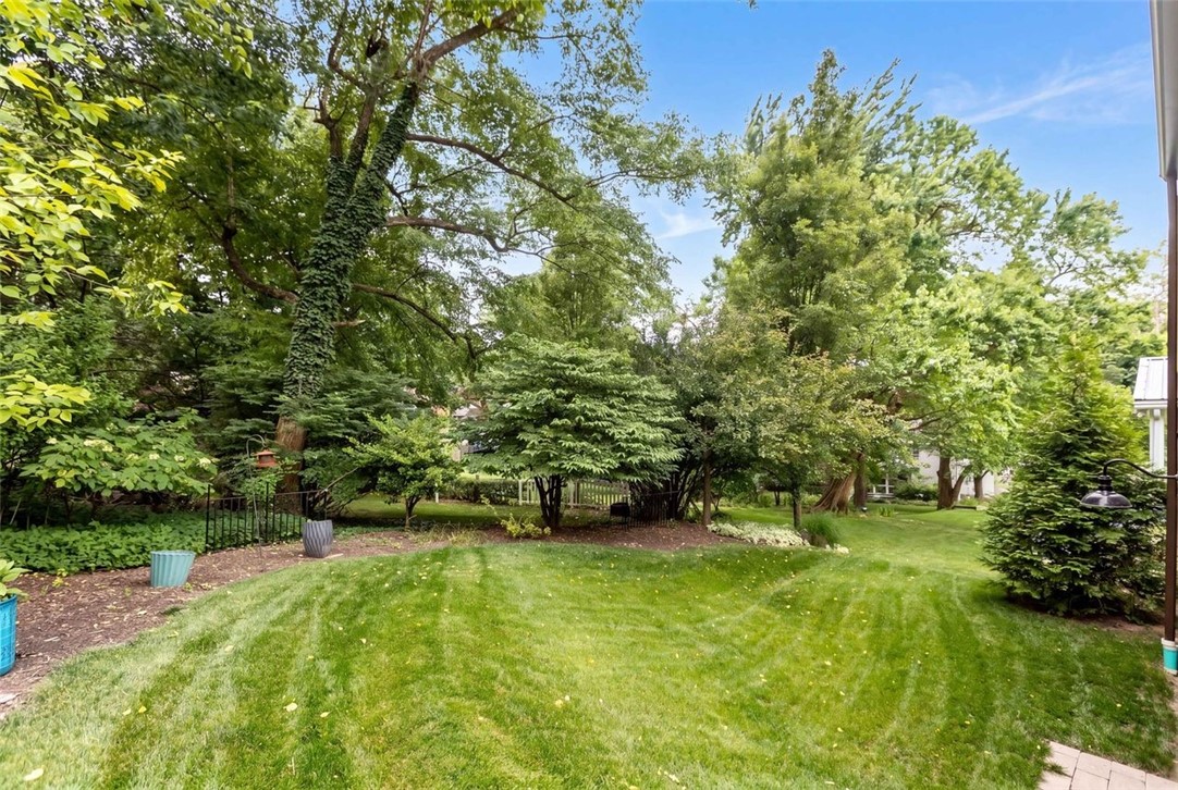 257 Shadowlawn Ave.