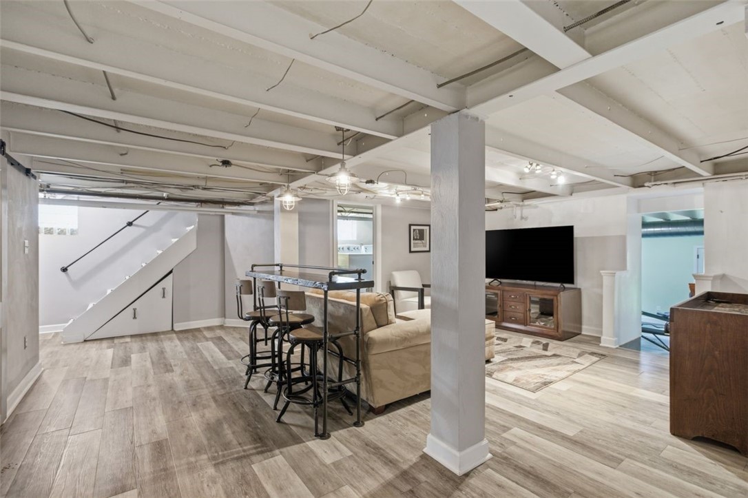 257 Shadowlawn Ave.