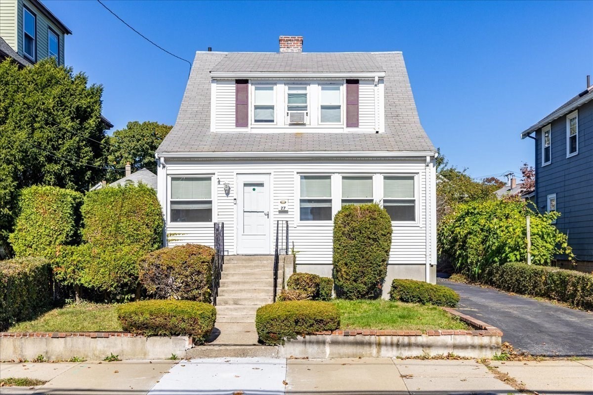 27 Stearns Ave Medford MA