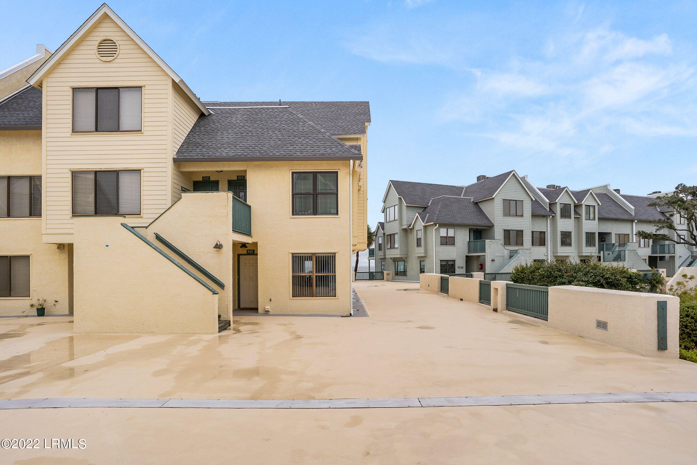 624 New Haven Court