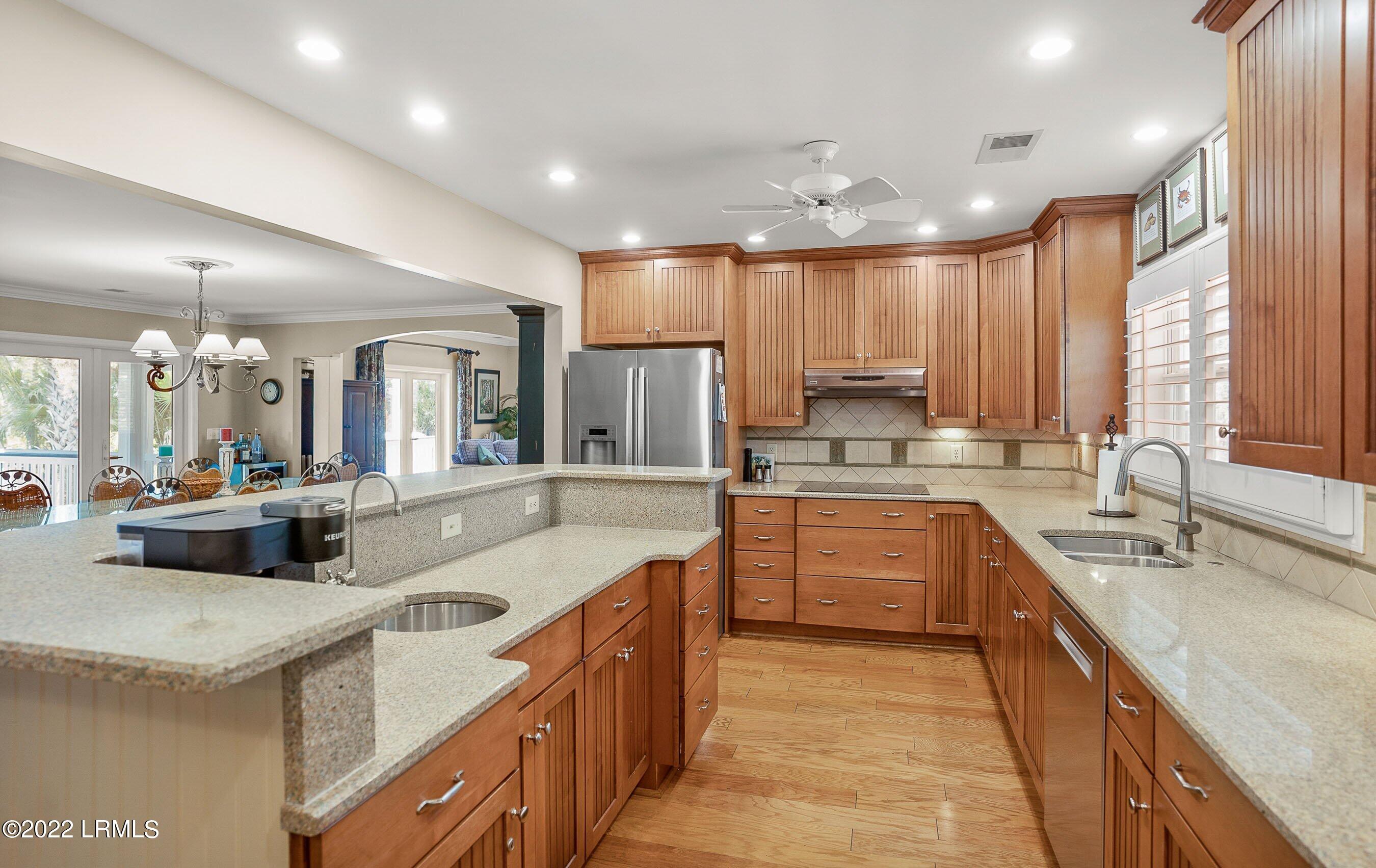 294 Tarpon Boulevard