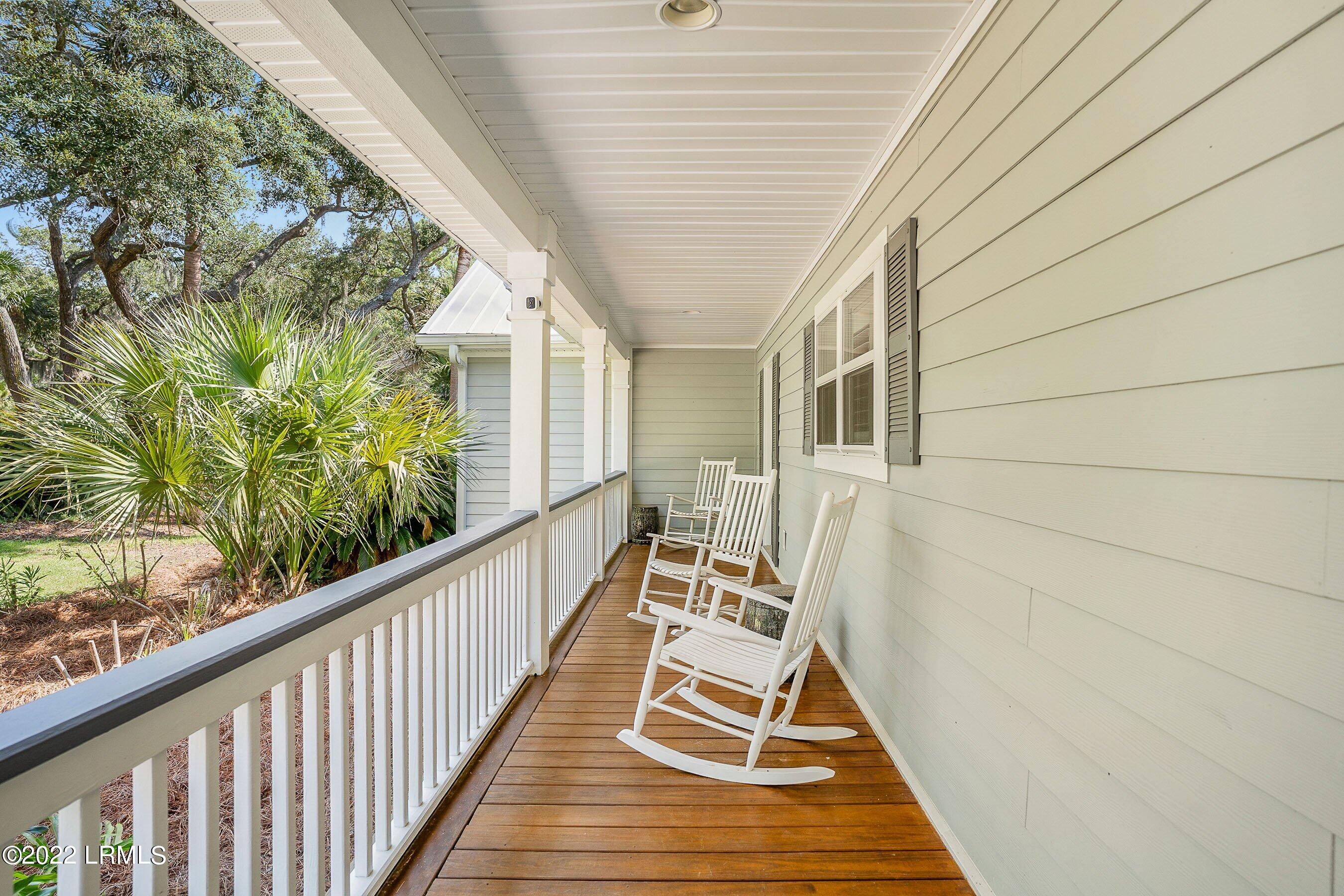 294 Tarpon Boulevard