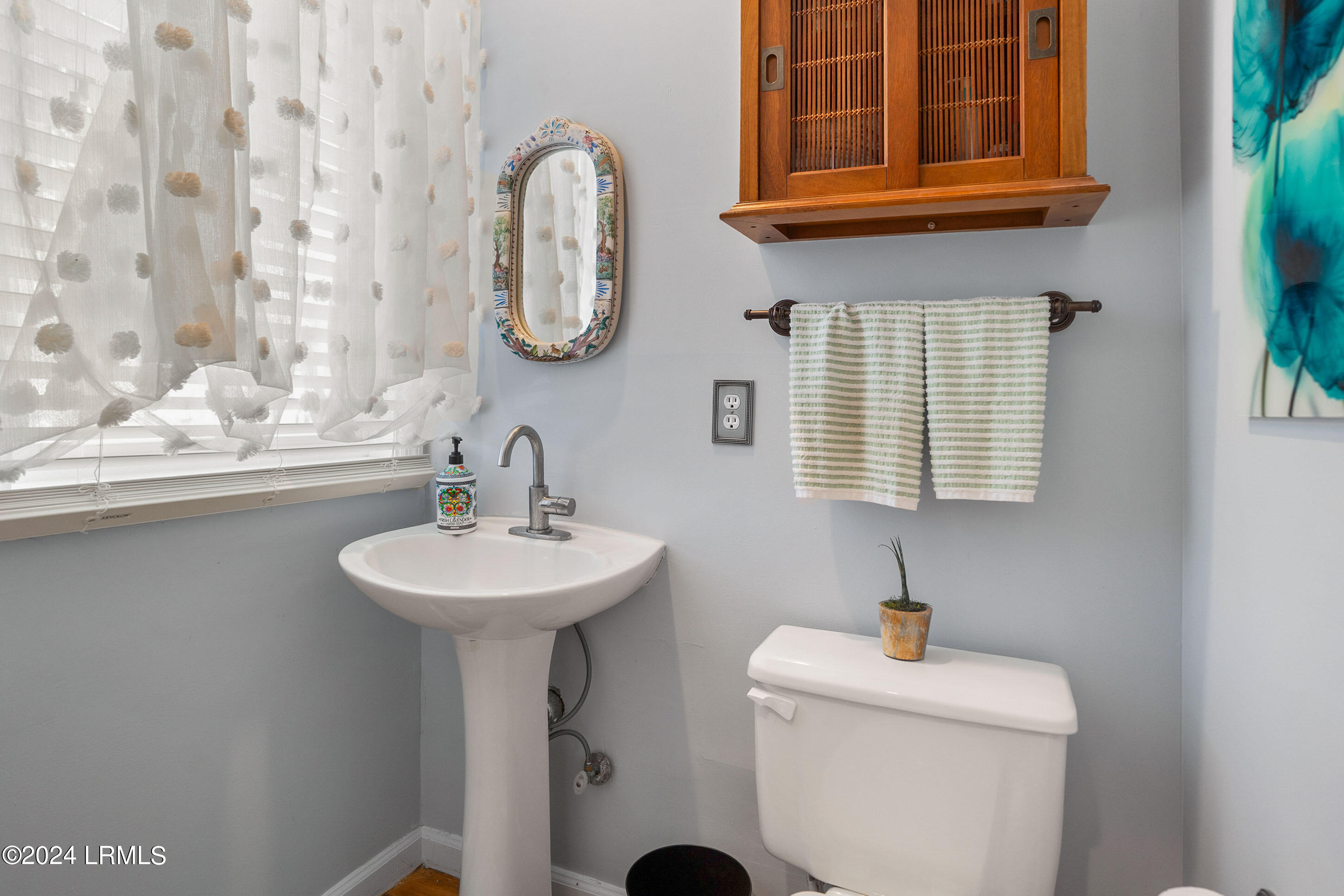 708 Ocean Cottage, 708