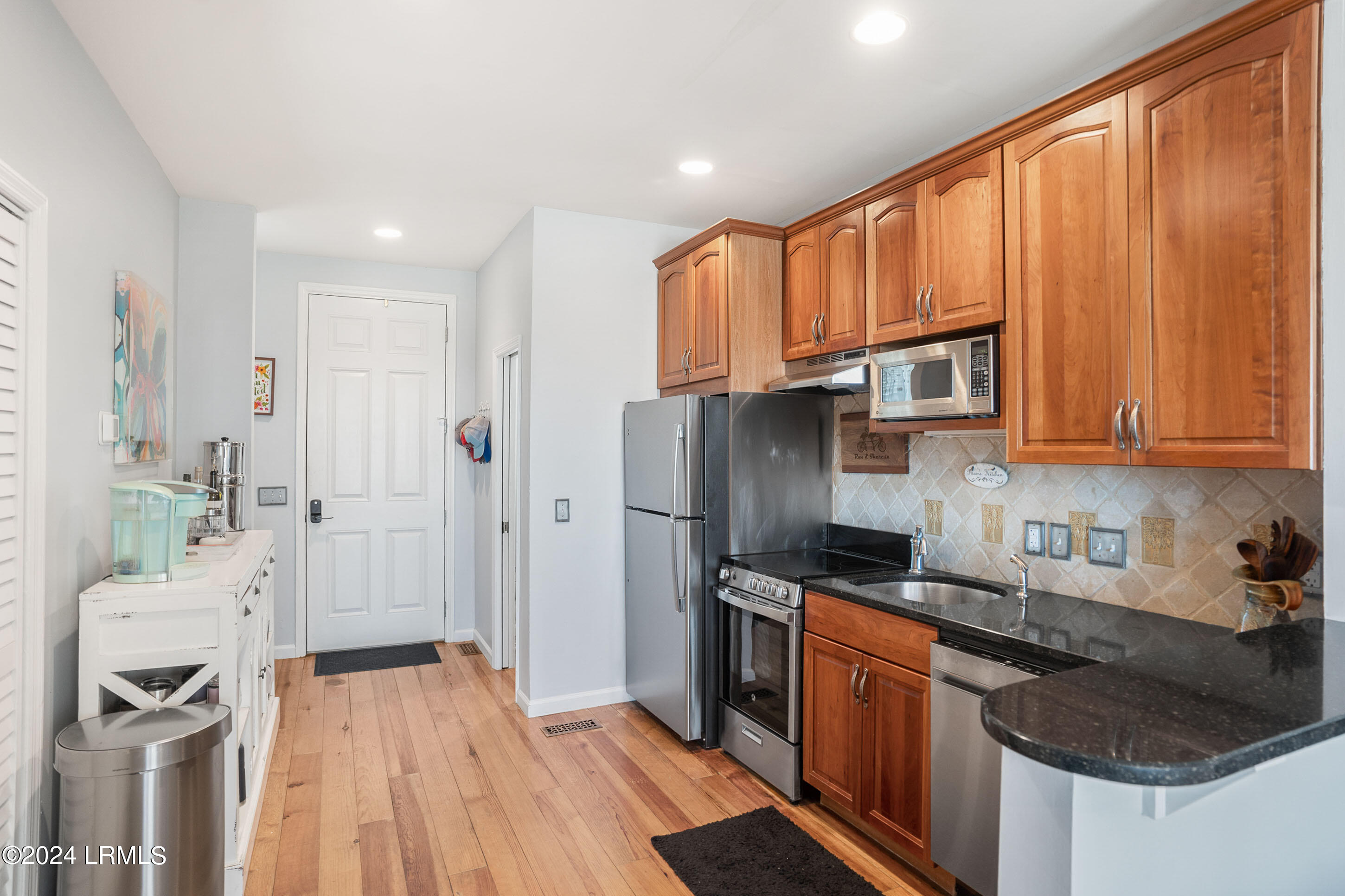 708 Ocean Cottage, 708