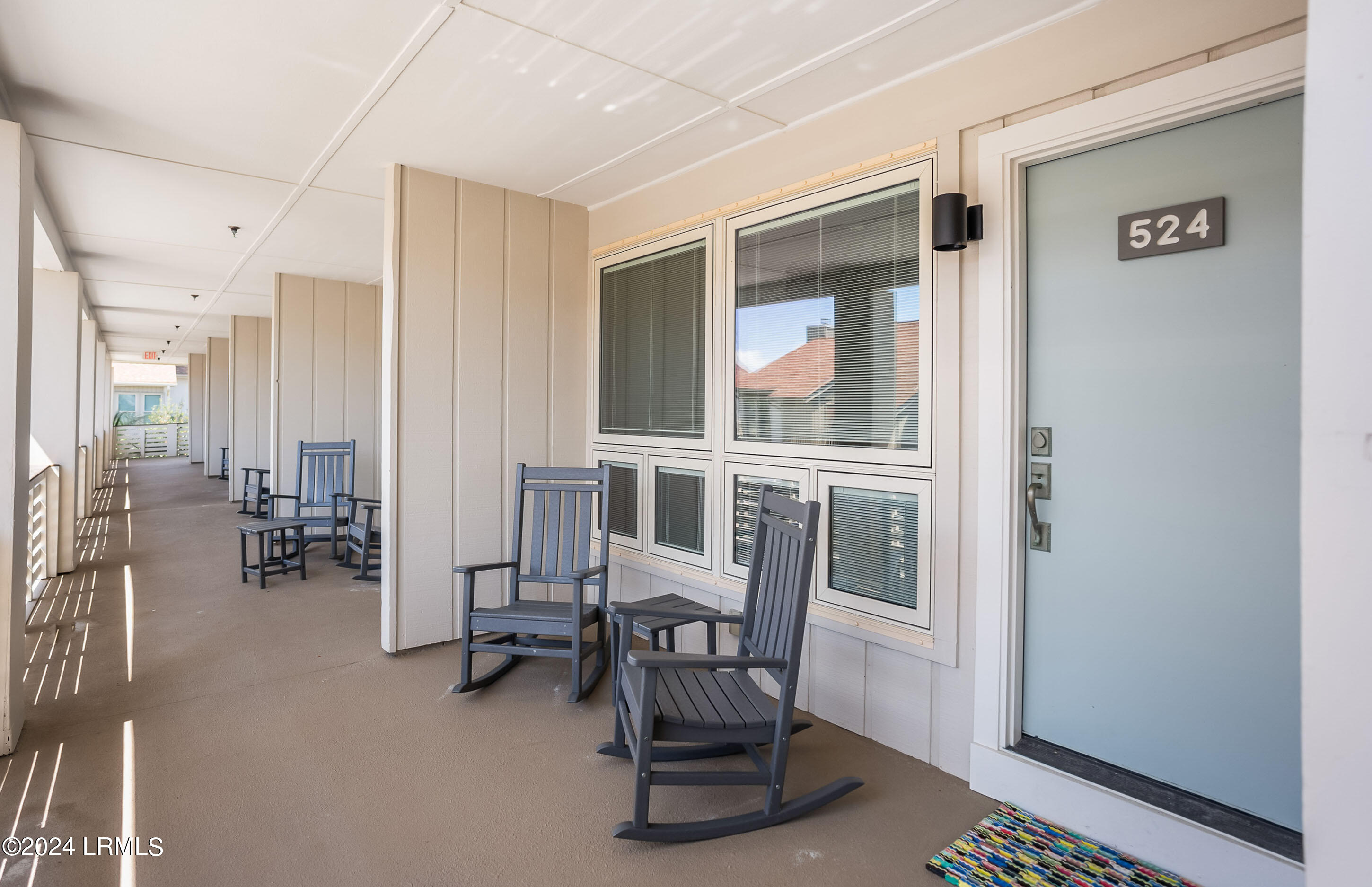 524 Sunsuite
