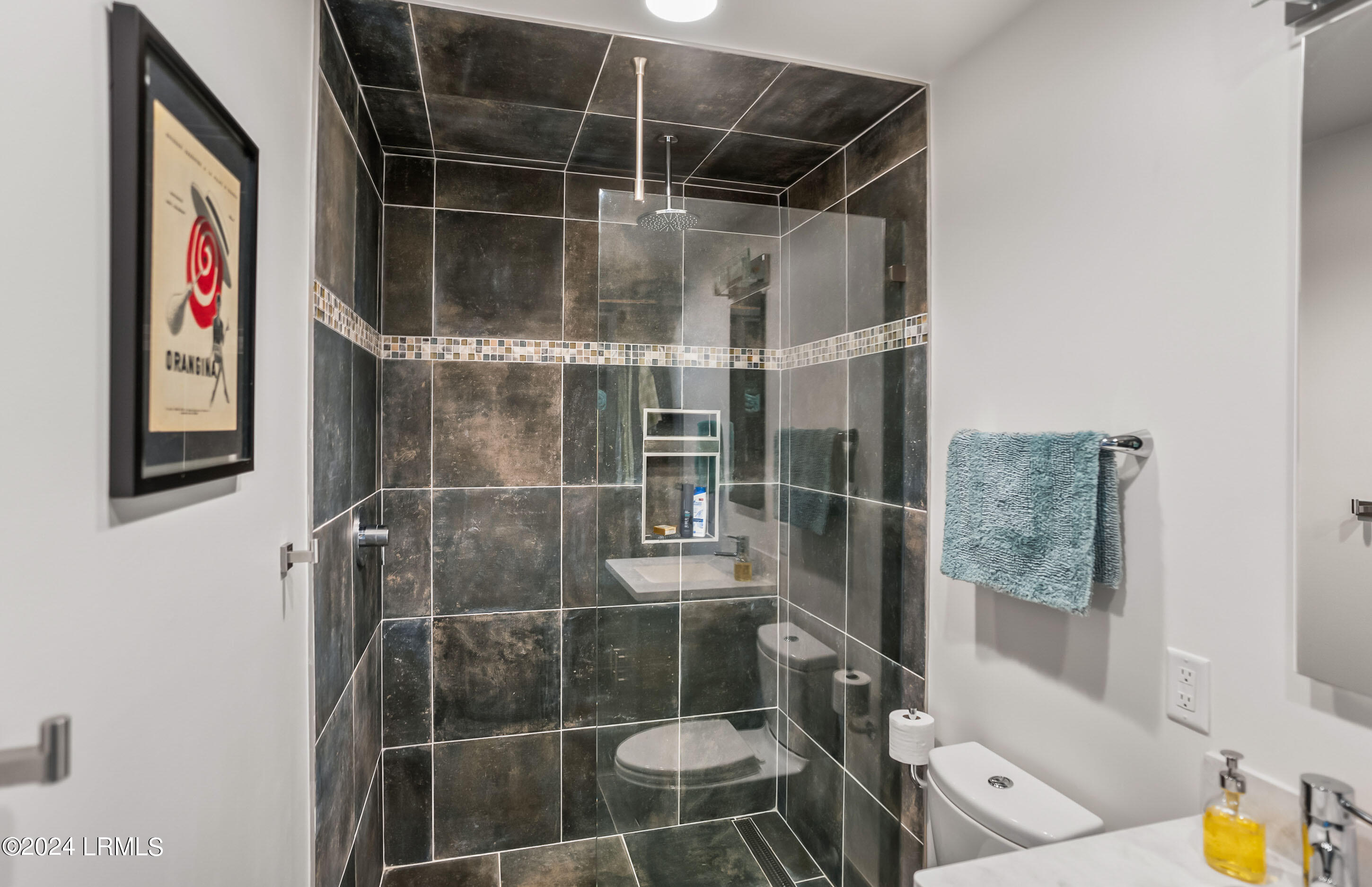 524 Sunsuite