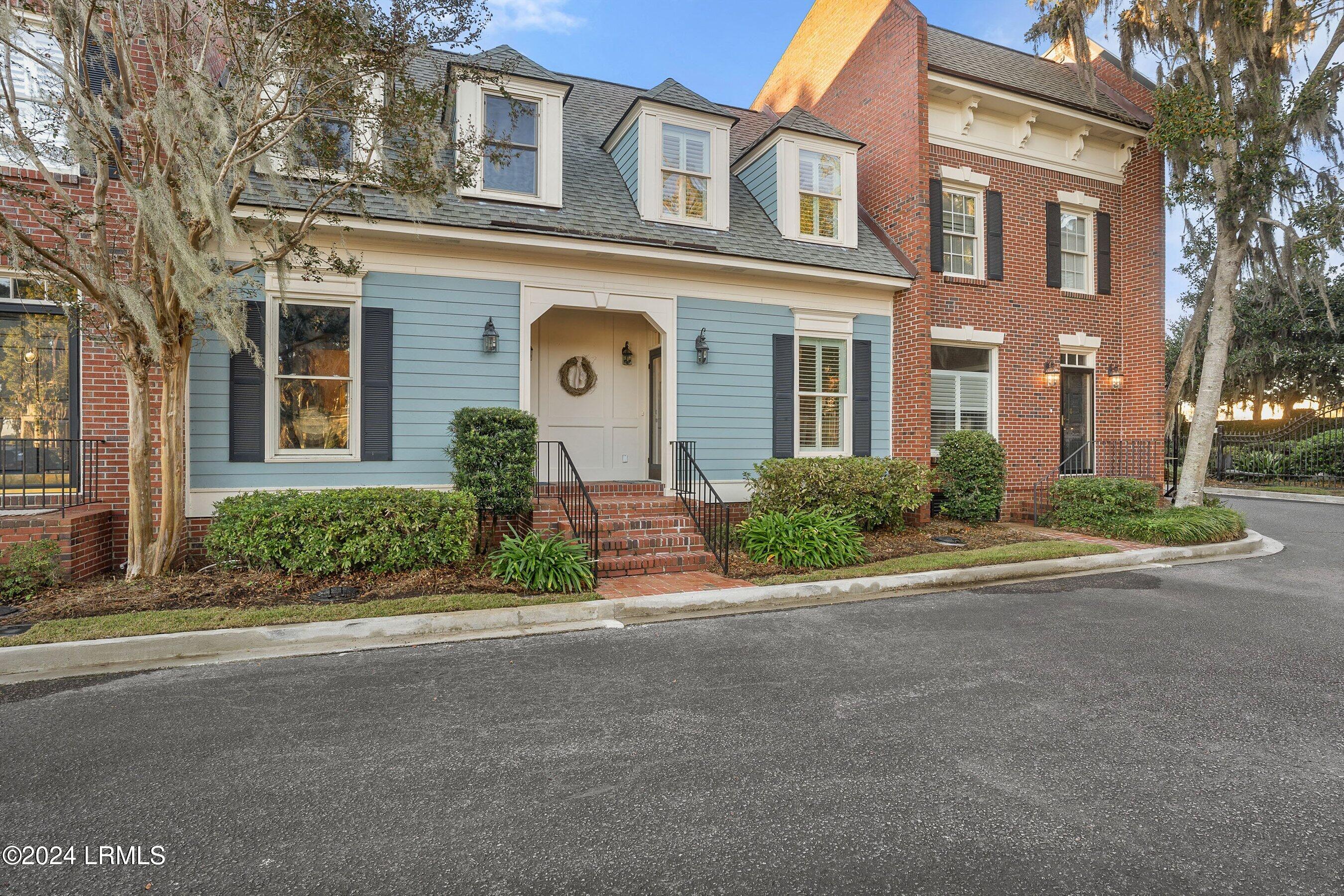 895 Ribaut Road, 7