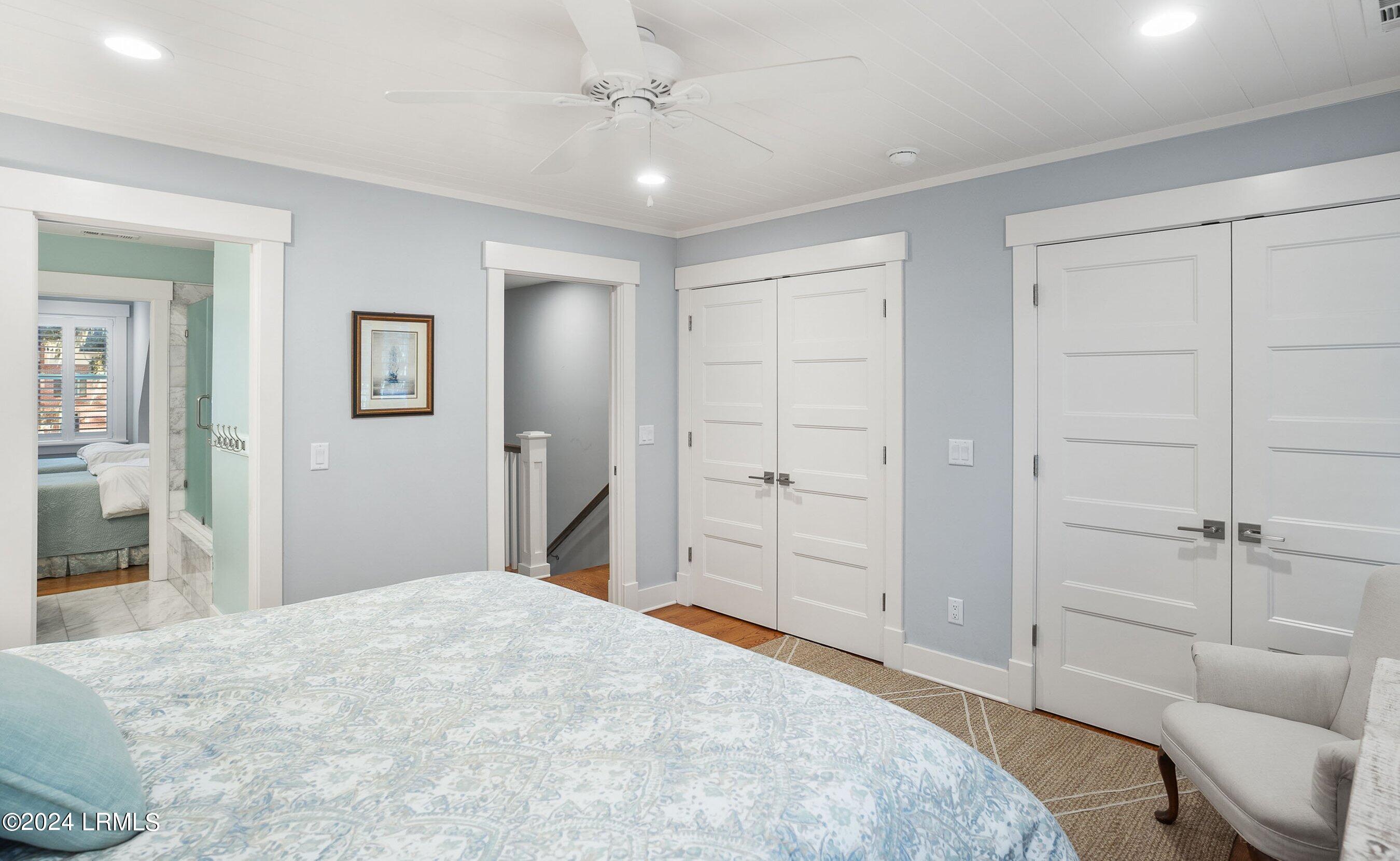 895 Ribaut Road, 7