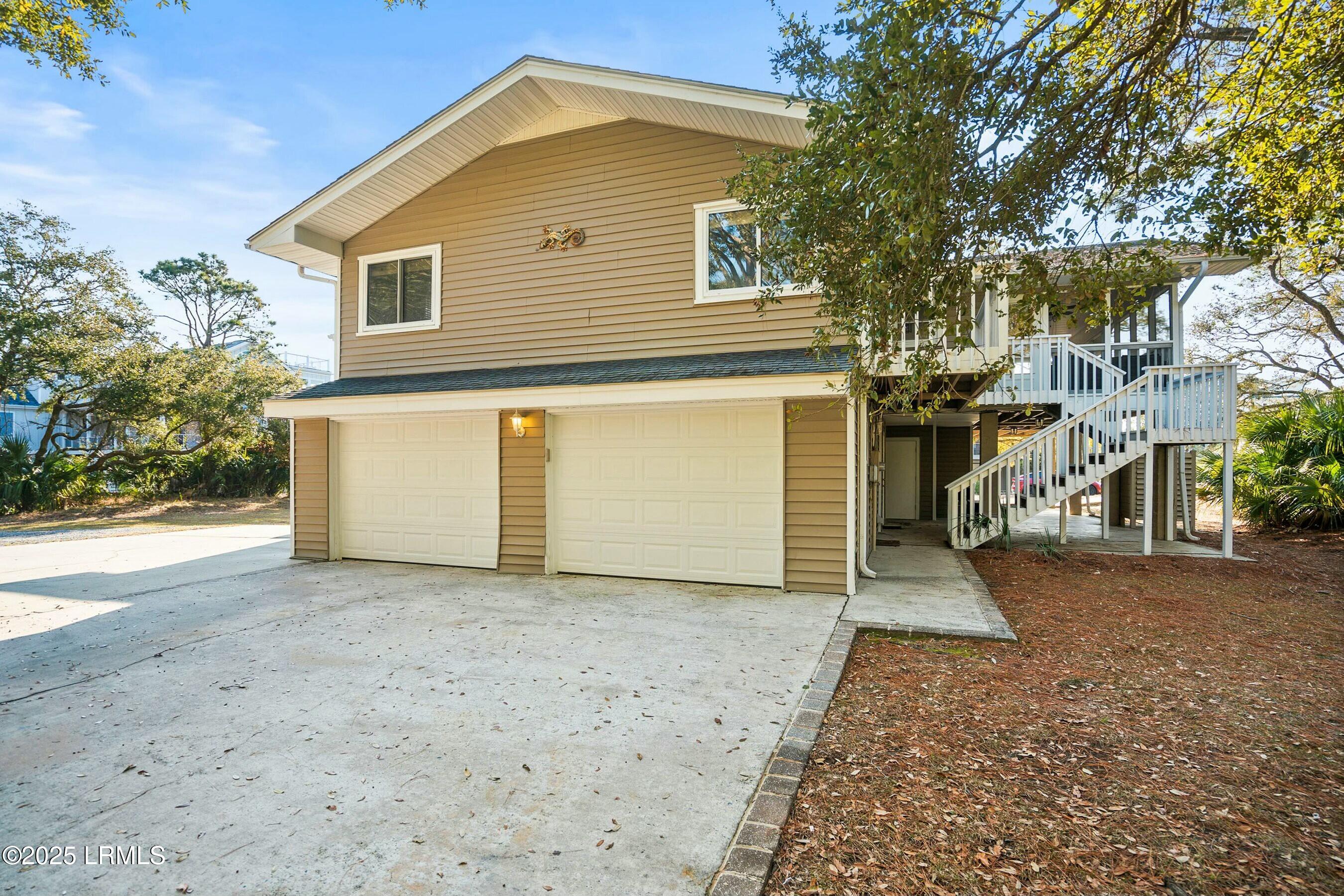 707 Bluefish Road