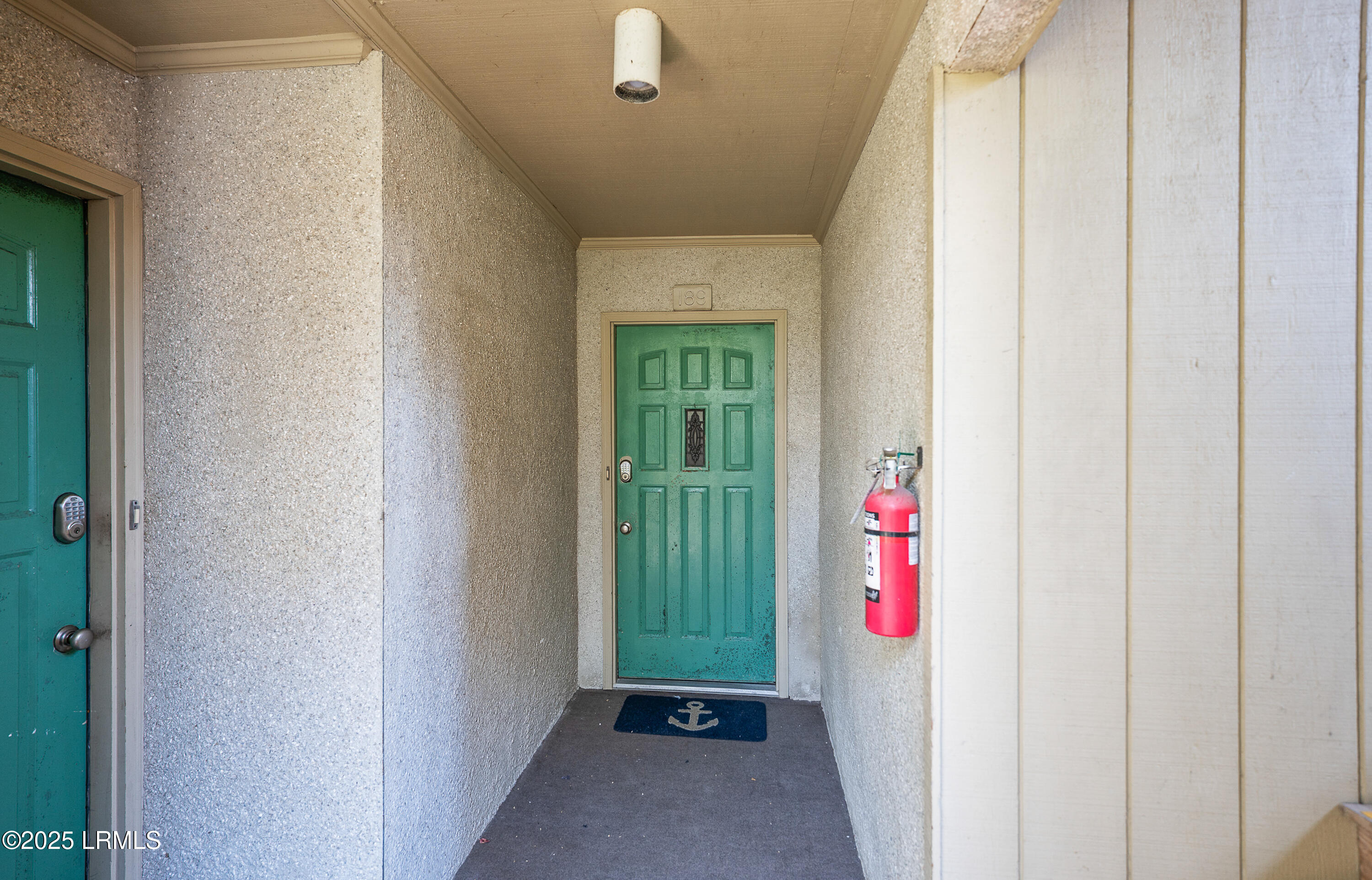 189 Beach Club Villa Drive, 189