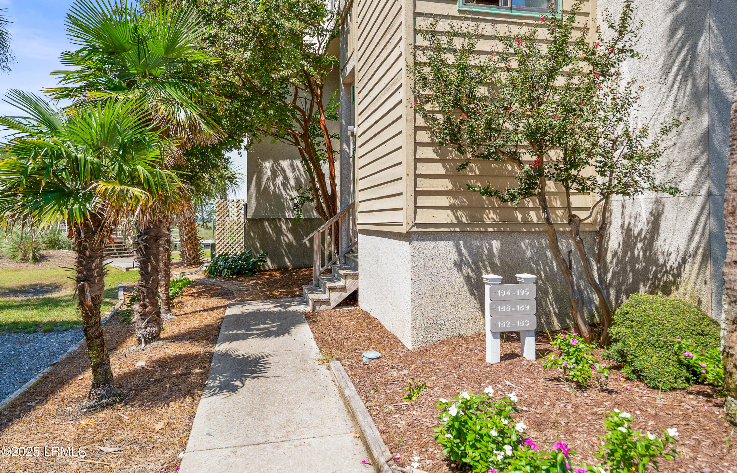 189 Beach Club Villa Drive, 189