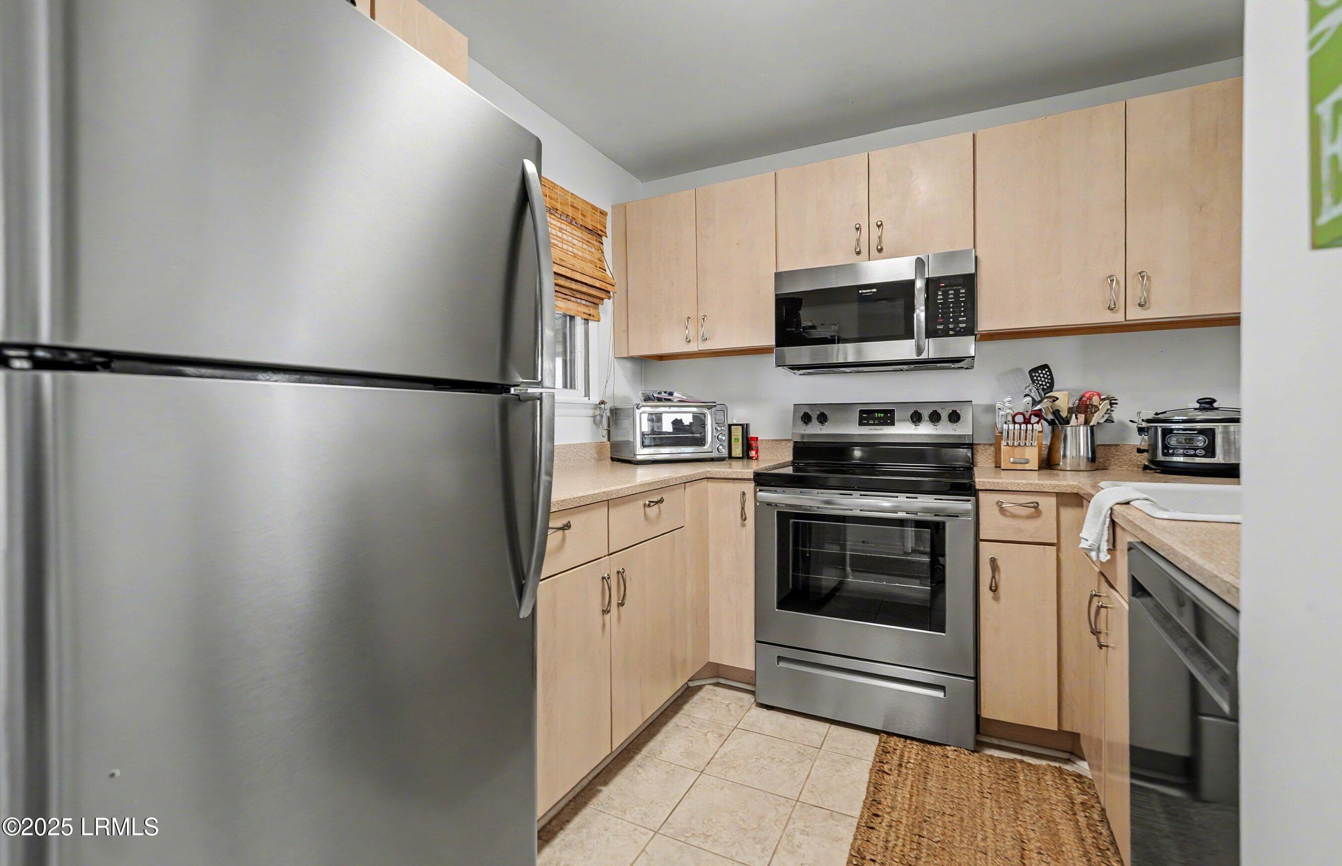 731 N Hampton Court 731