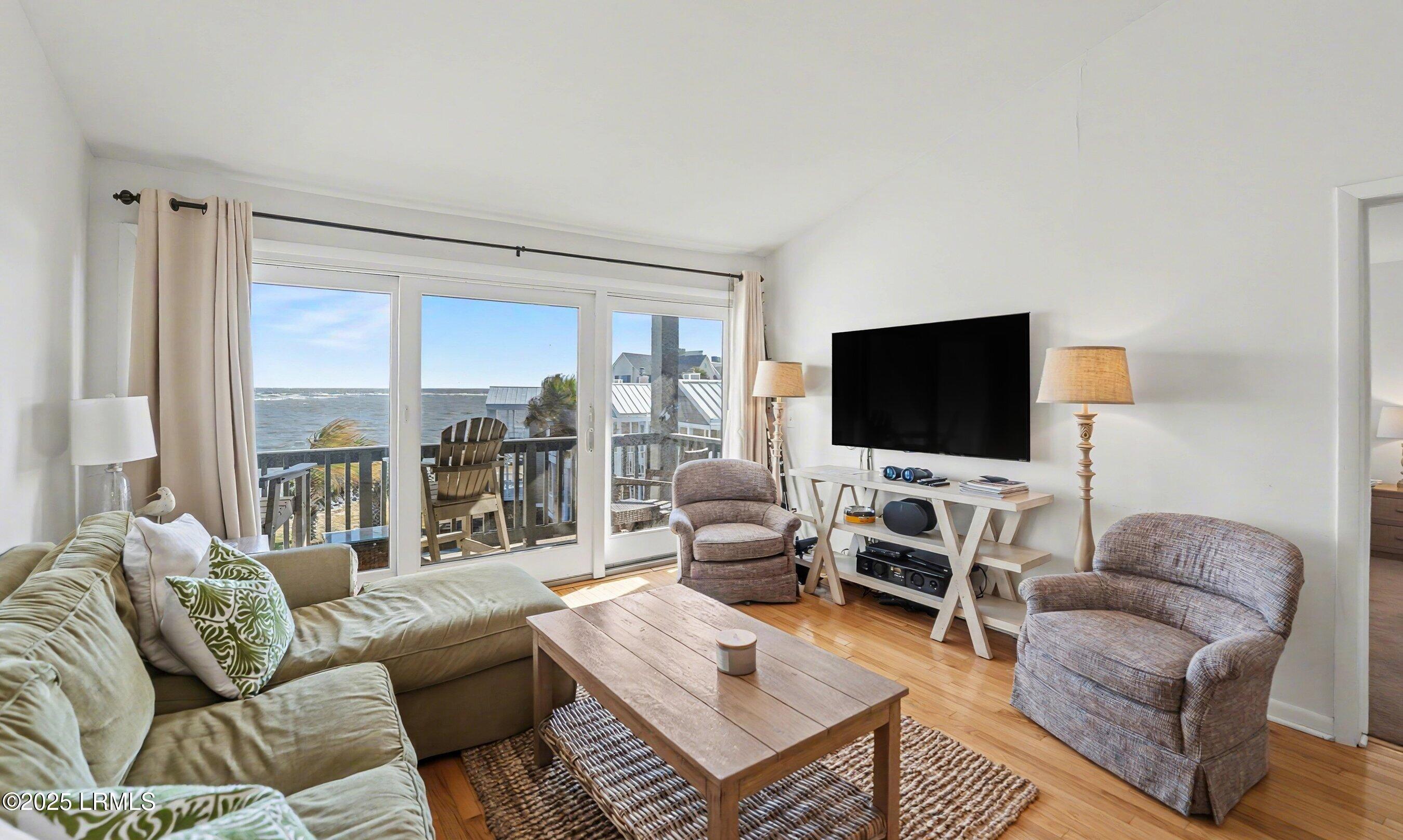 731 N Hampton Court 731