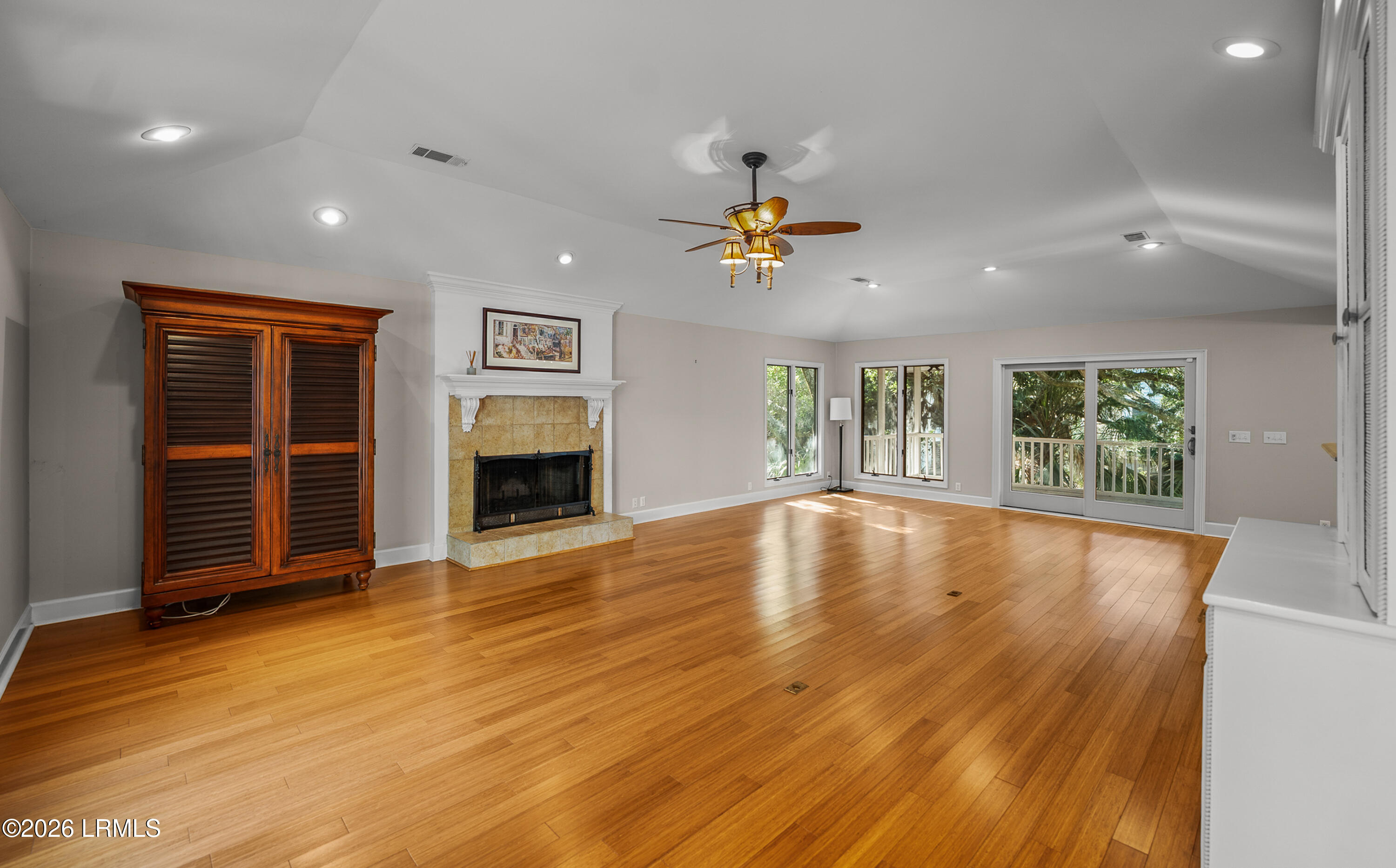 627 Dolphin Road