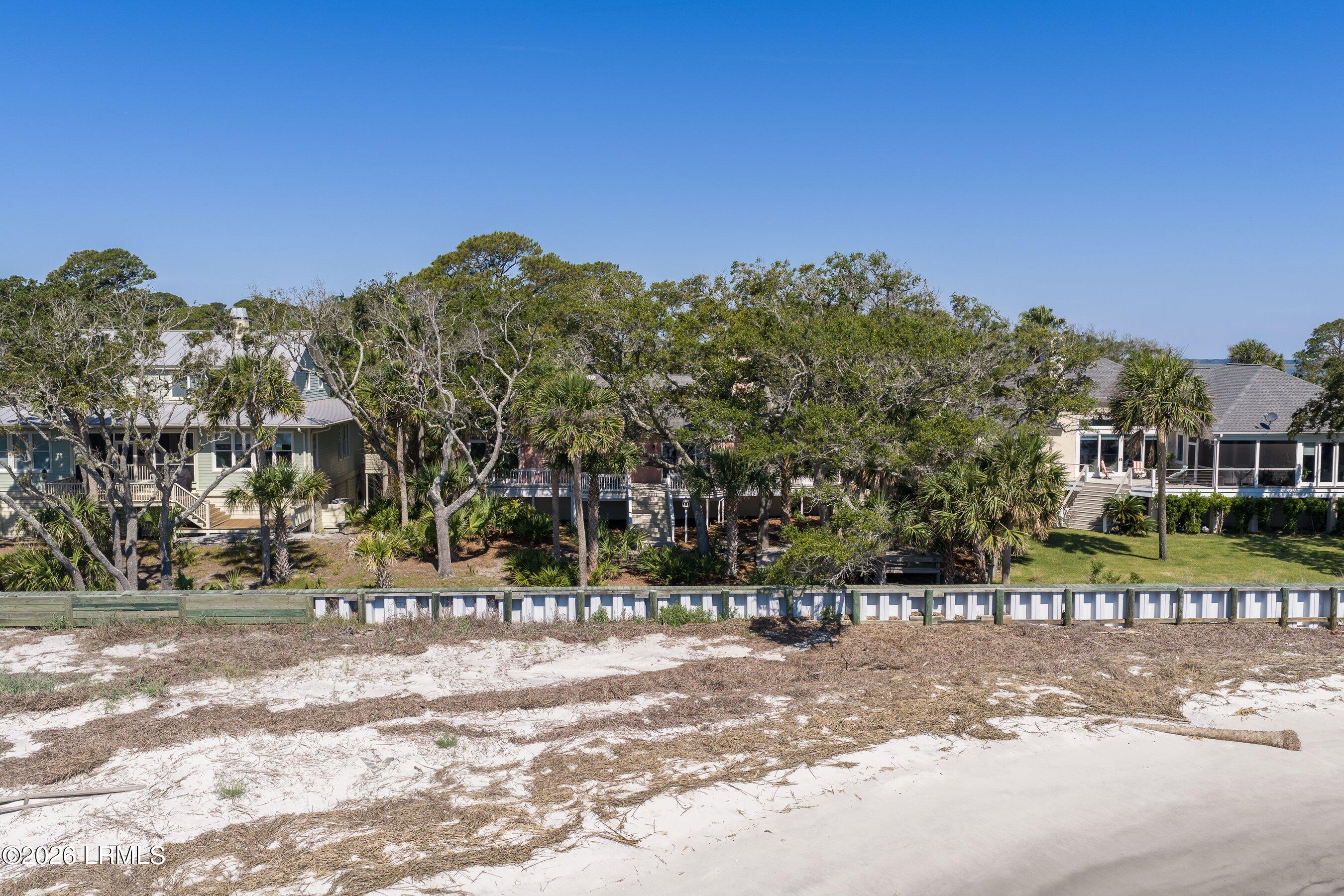 10 River Club Drive