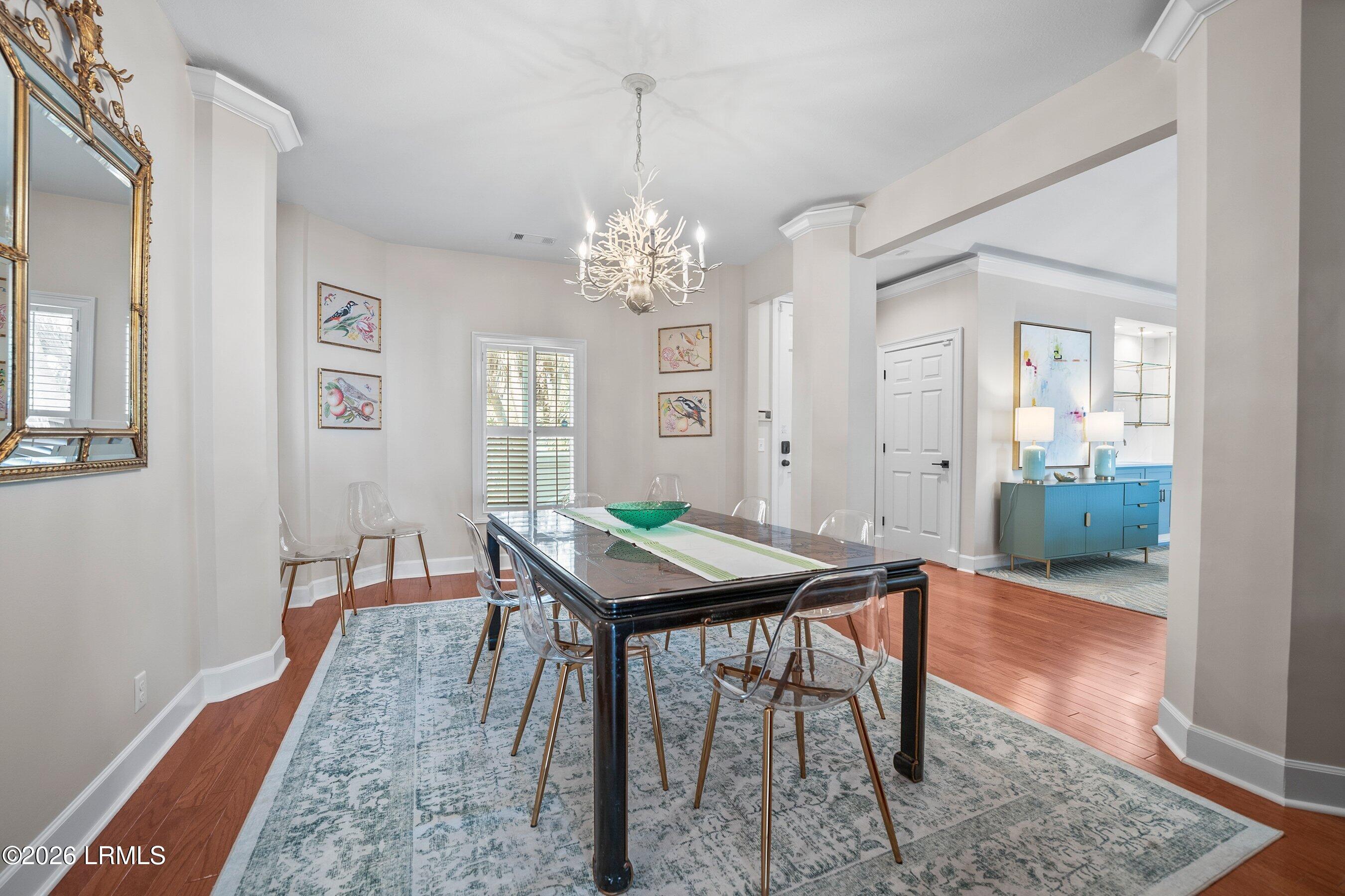 10 River Club Drive