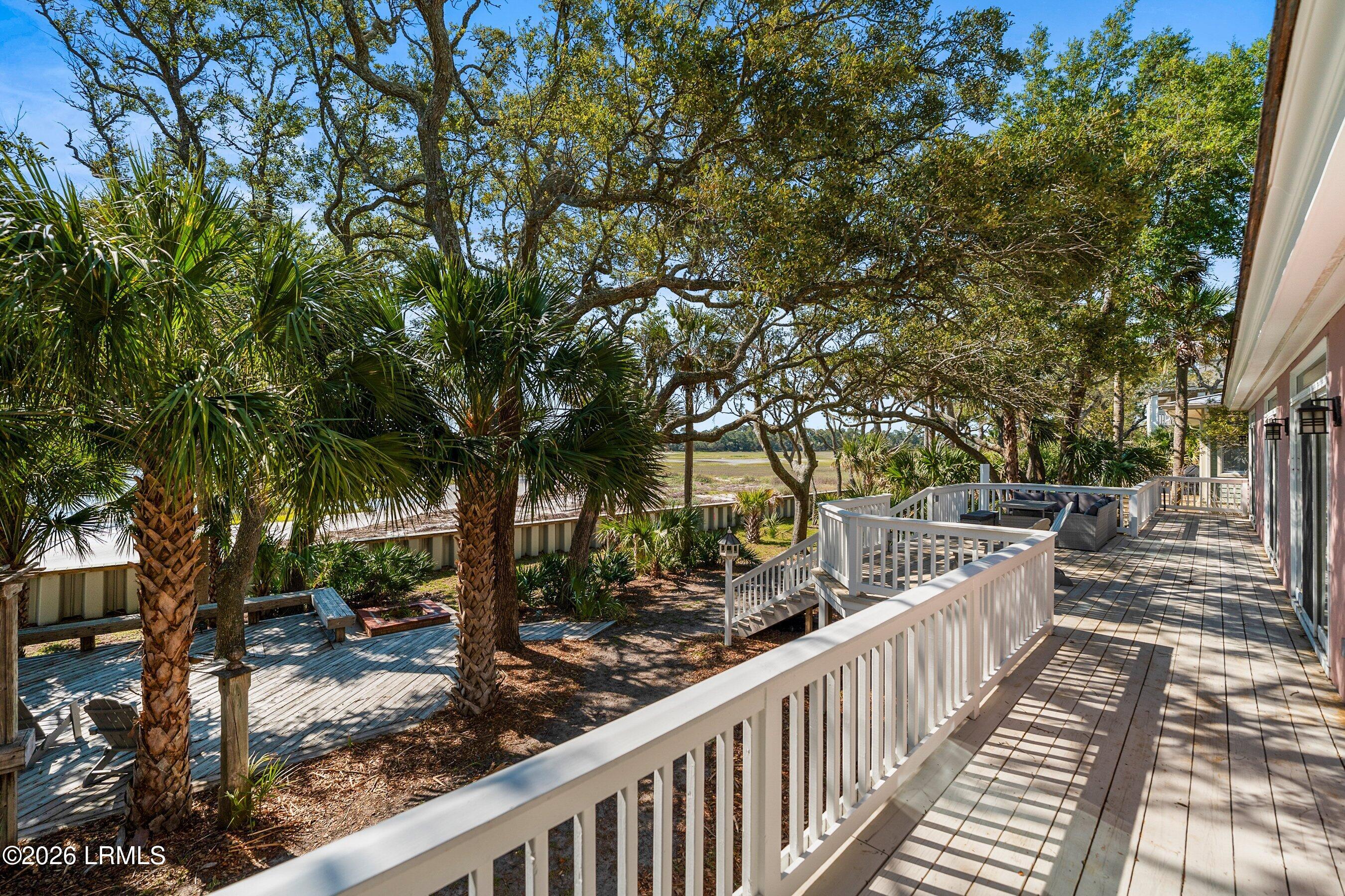 10 River Club Drive