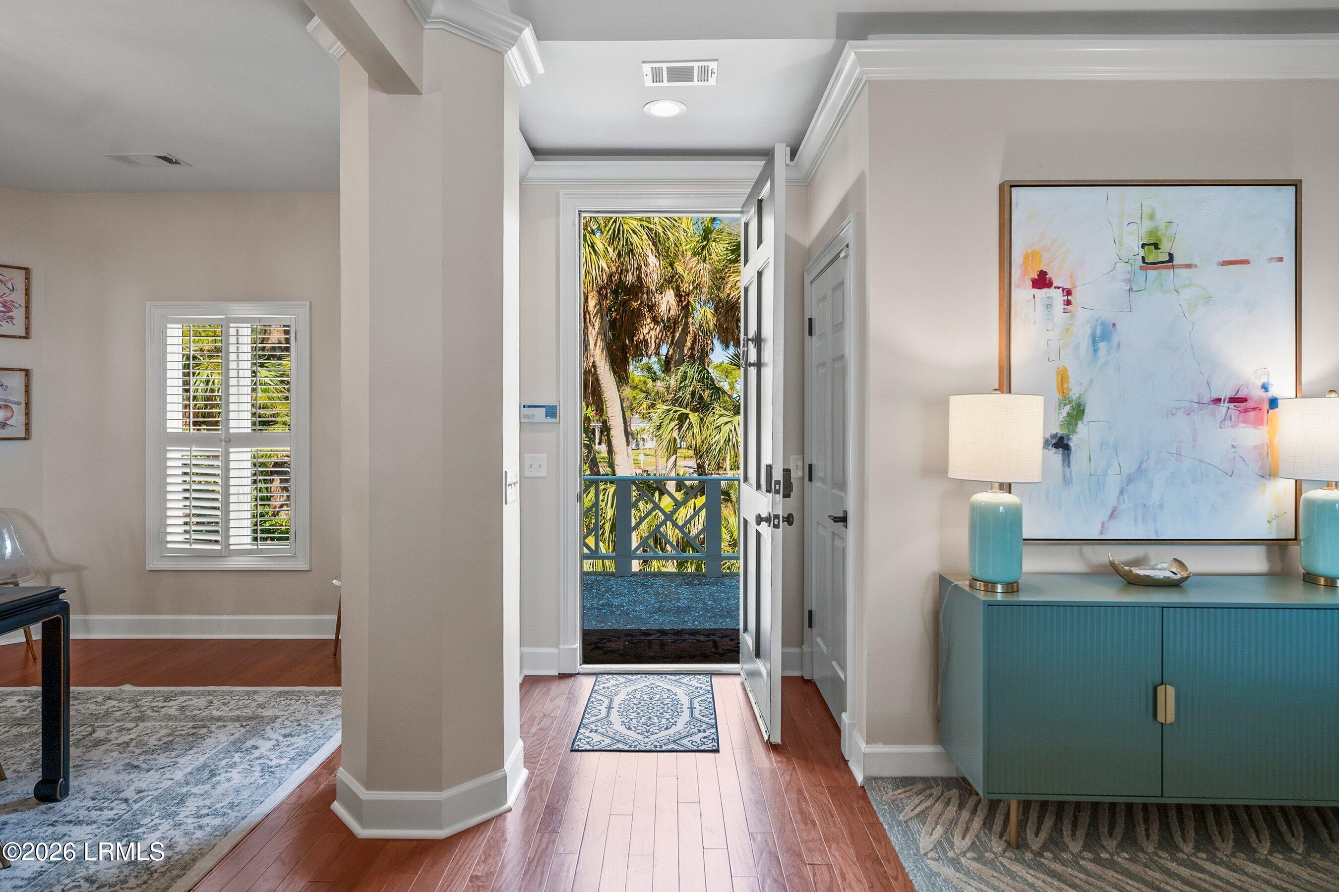 10 River Club Drive