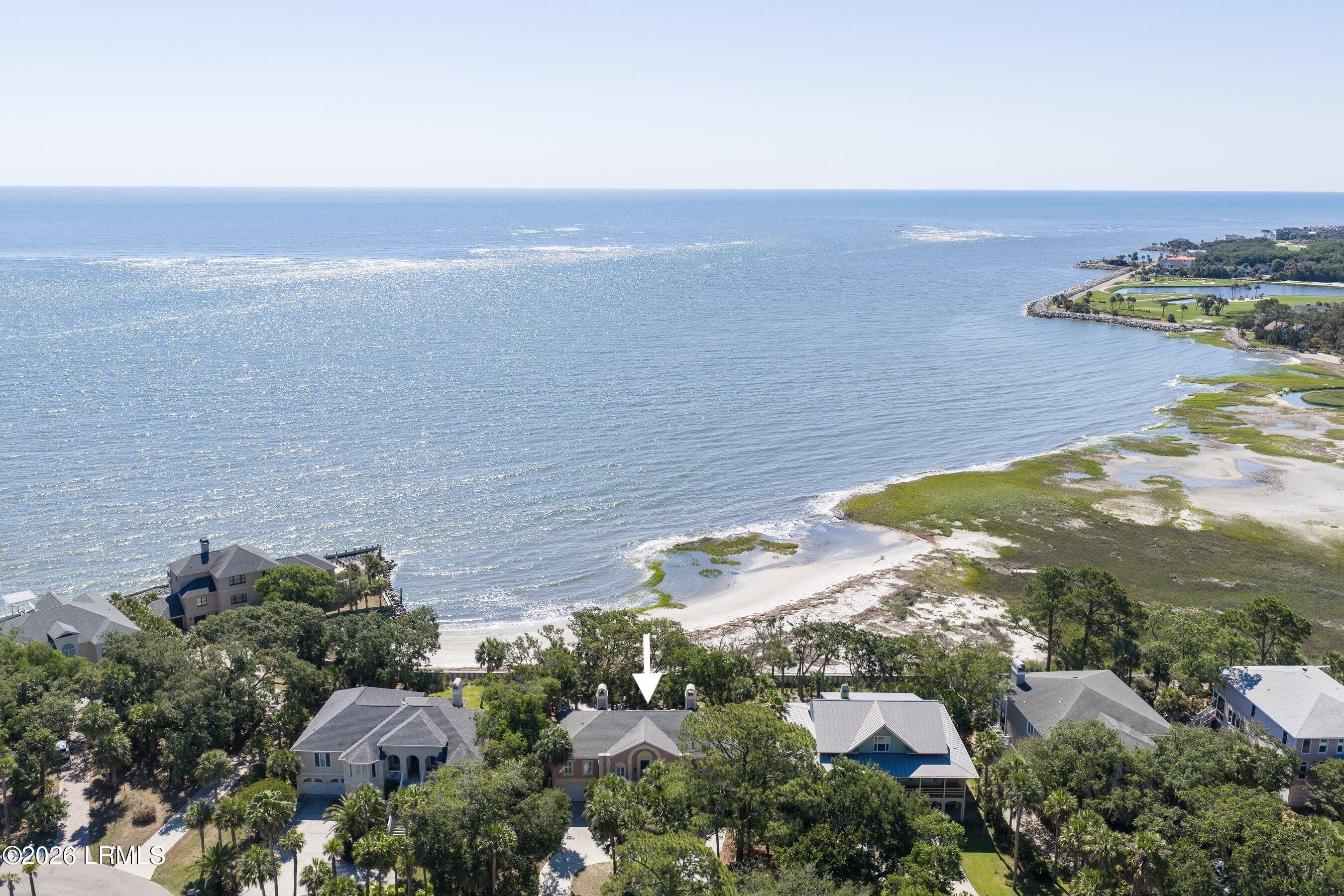 10 River Club Drive