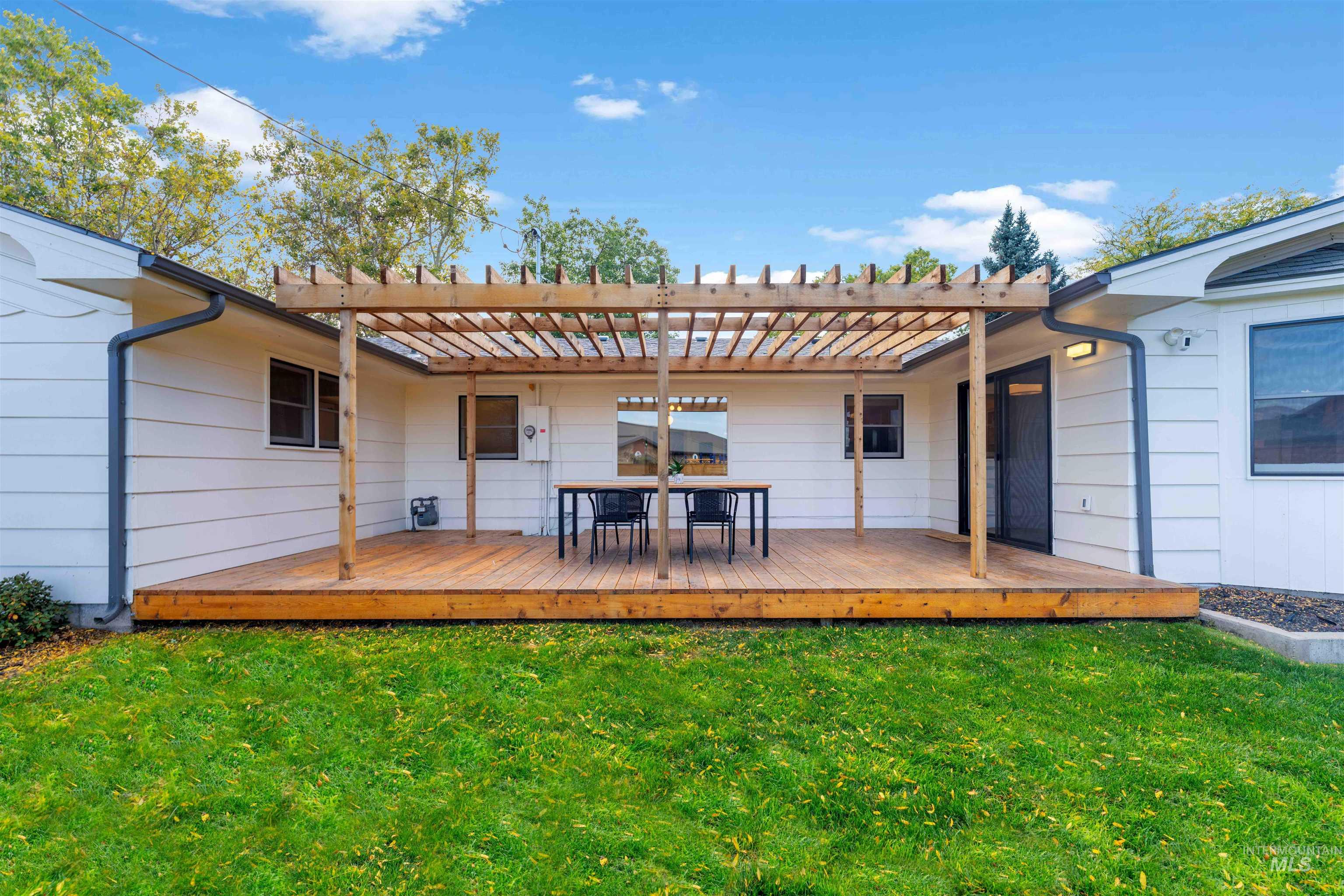 7900 W Wesley Dr.