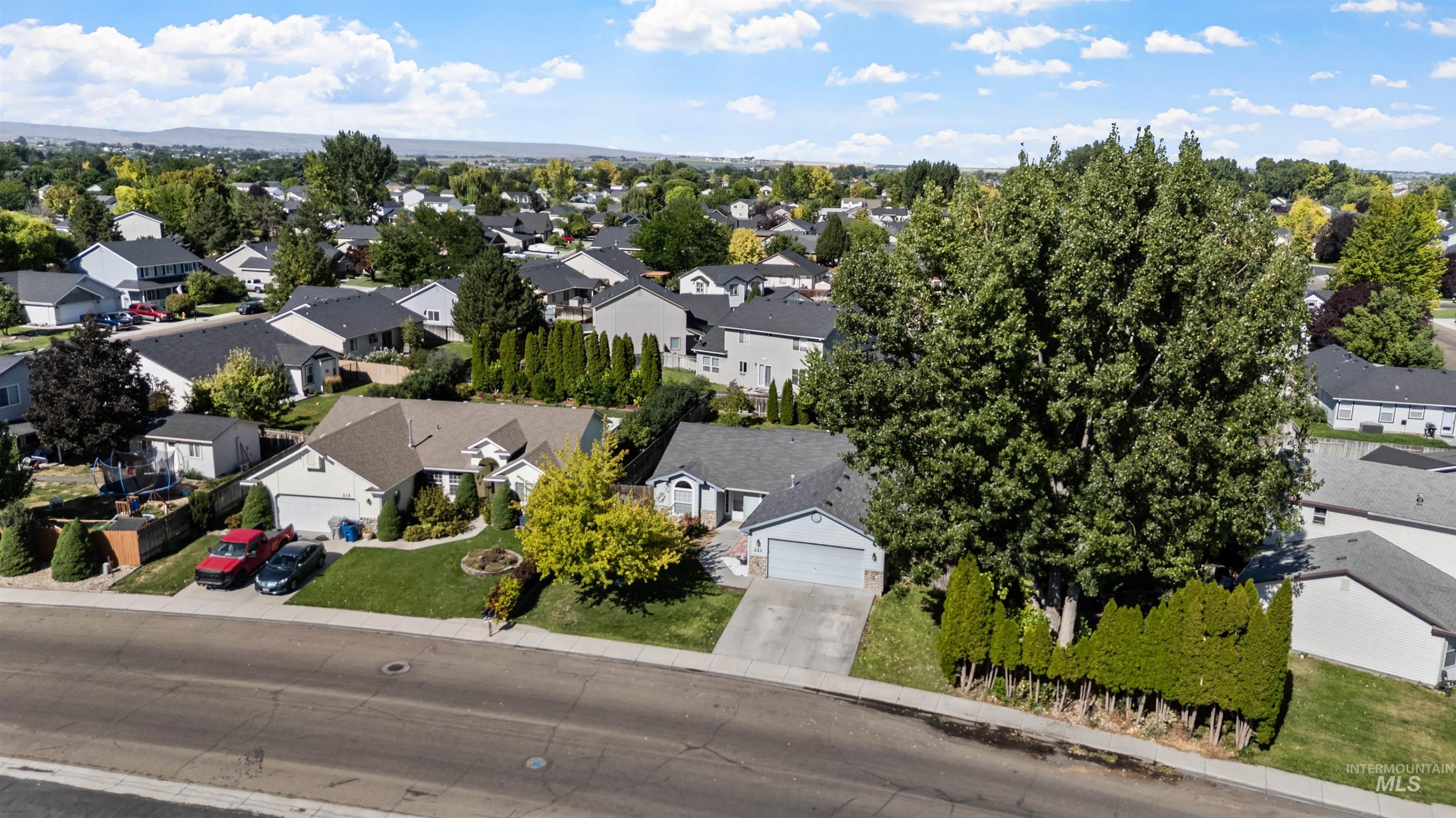 221 Orchard Heights