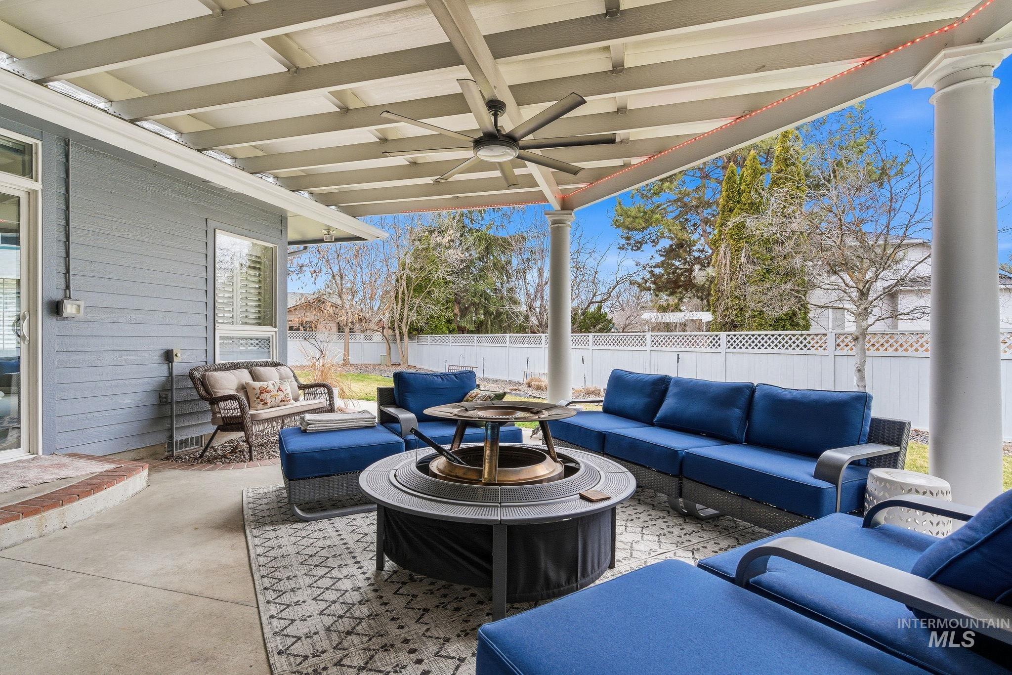 5125 N Riverfront Dr.