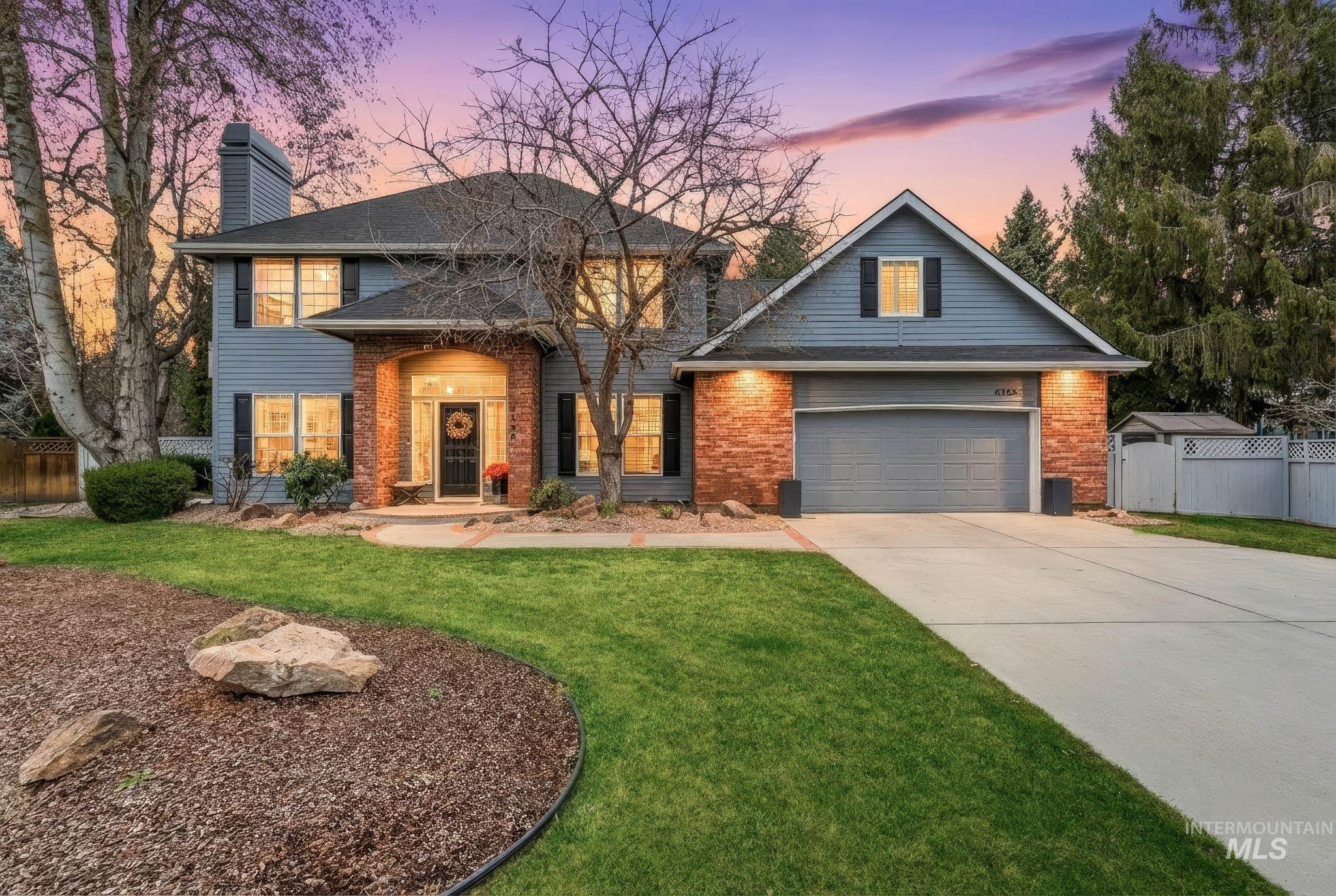 5125 N Riverfront Dr.