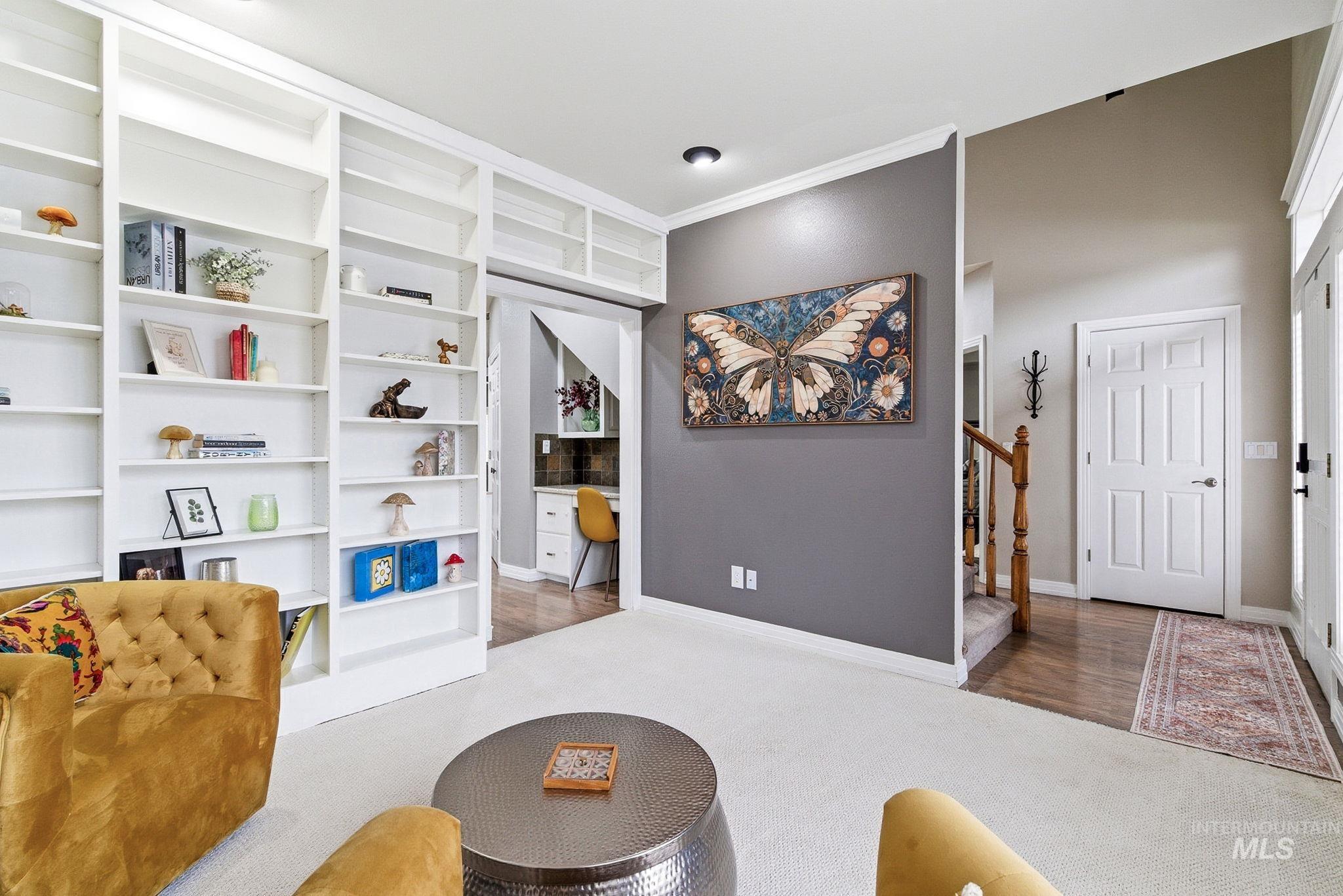5125 N Riverfront Dr.