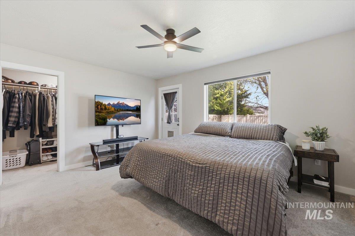 1492 S Kodiak Bear Pl