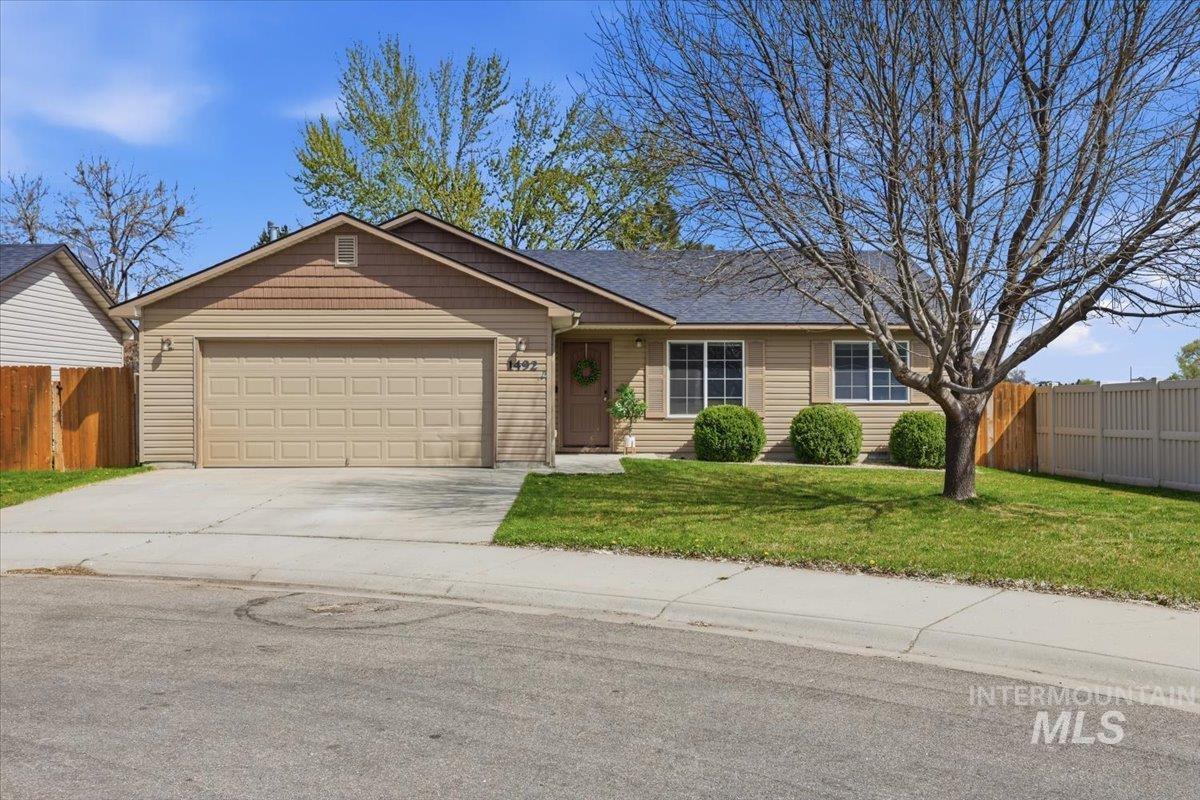 1492 S Kodiak Bear Pl