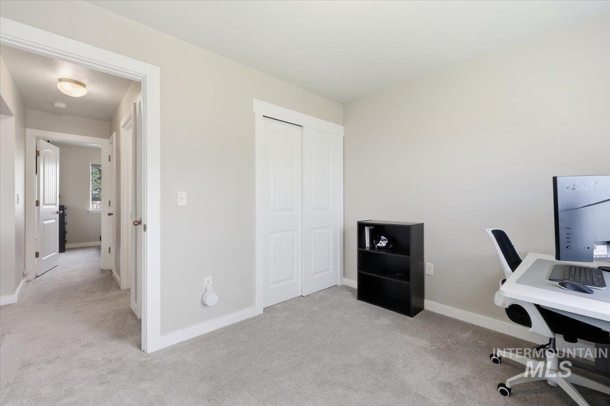 1492 S Kodiak Bear Pl