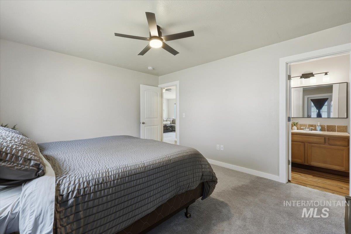 1492 S Kodiak Bear Pl