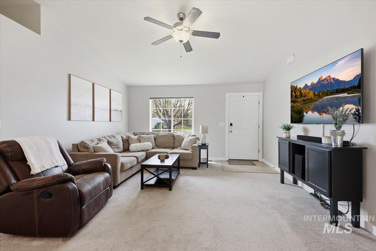 1492 S Kodiak Bear Pl