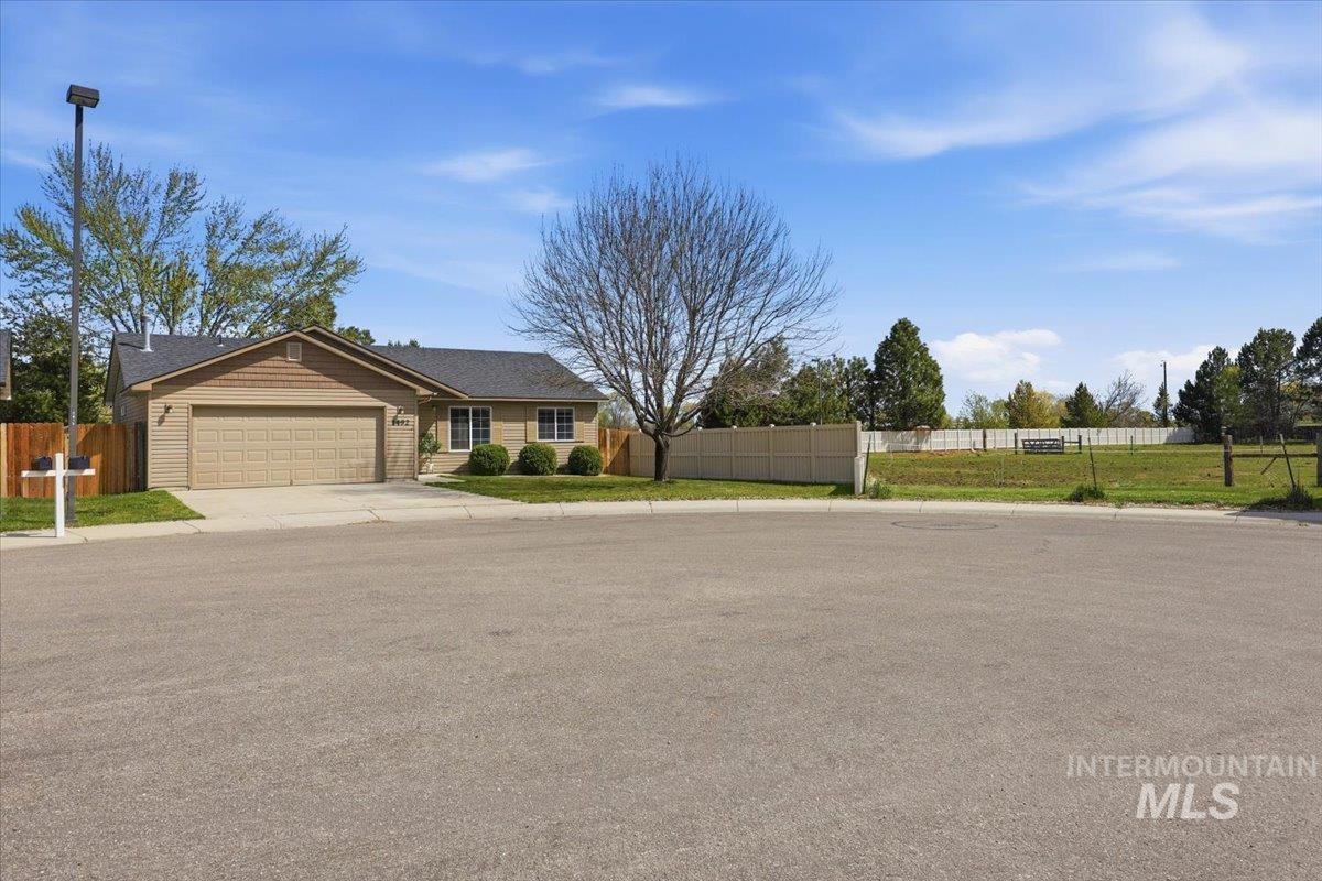 1492 S Kodiak Bear Pl