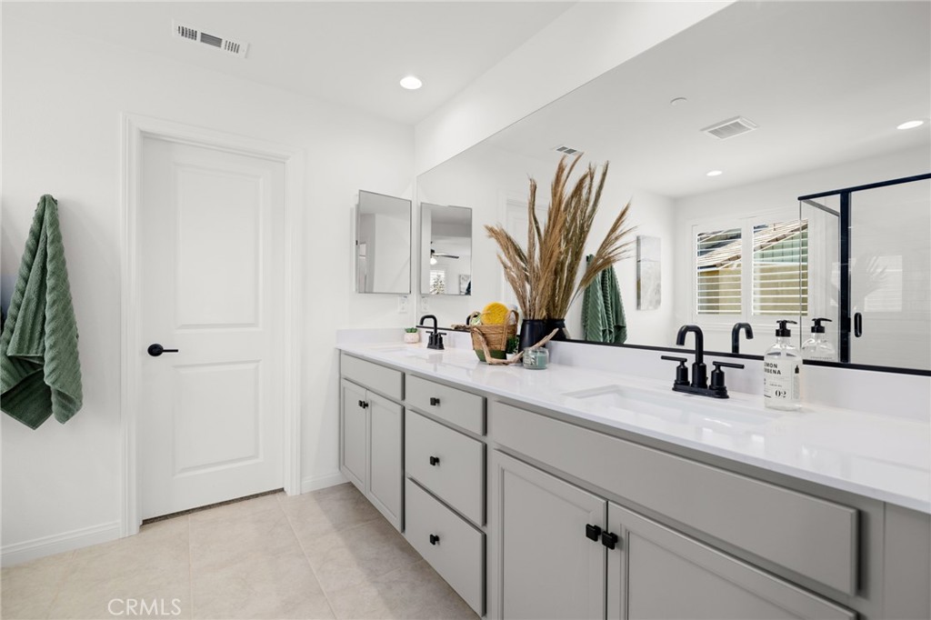 29916 Bolivian Court