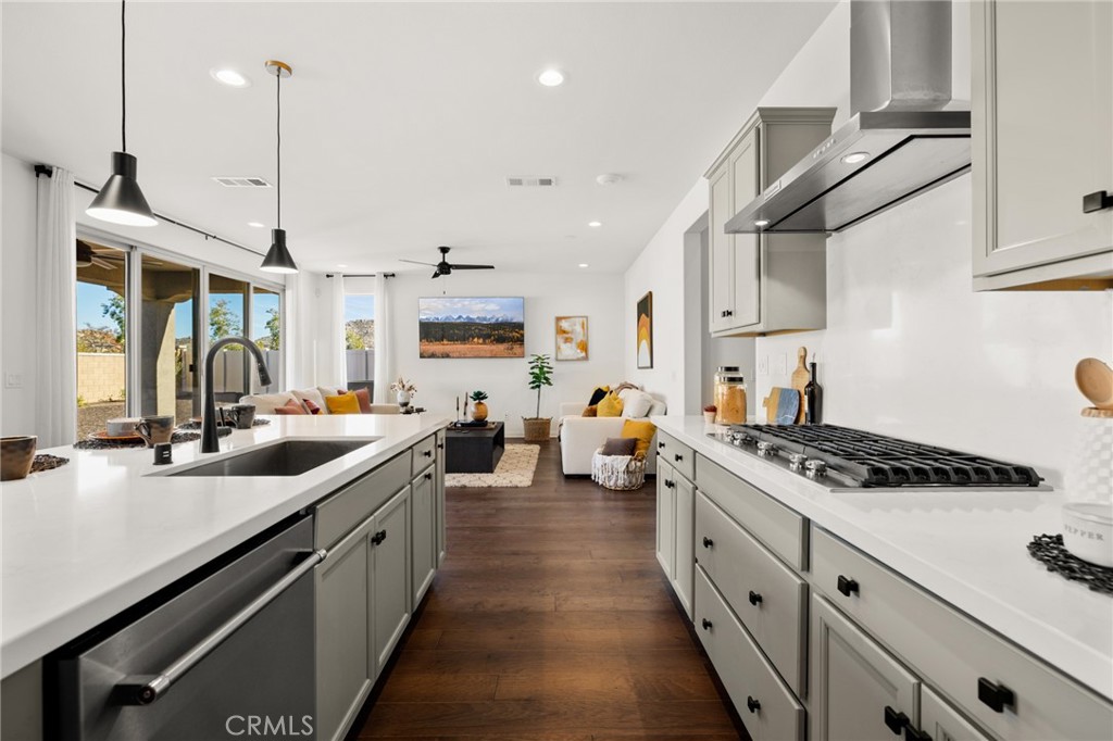 29916 Bolivian Court