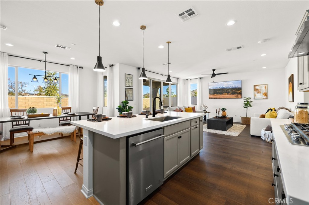 29916 Bolivian Court